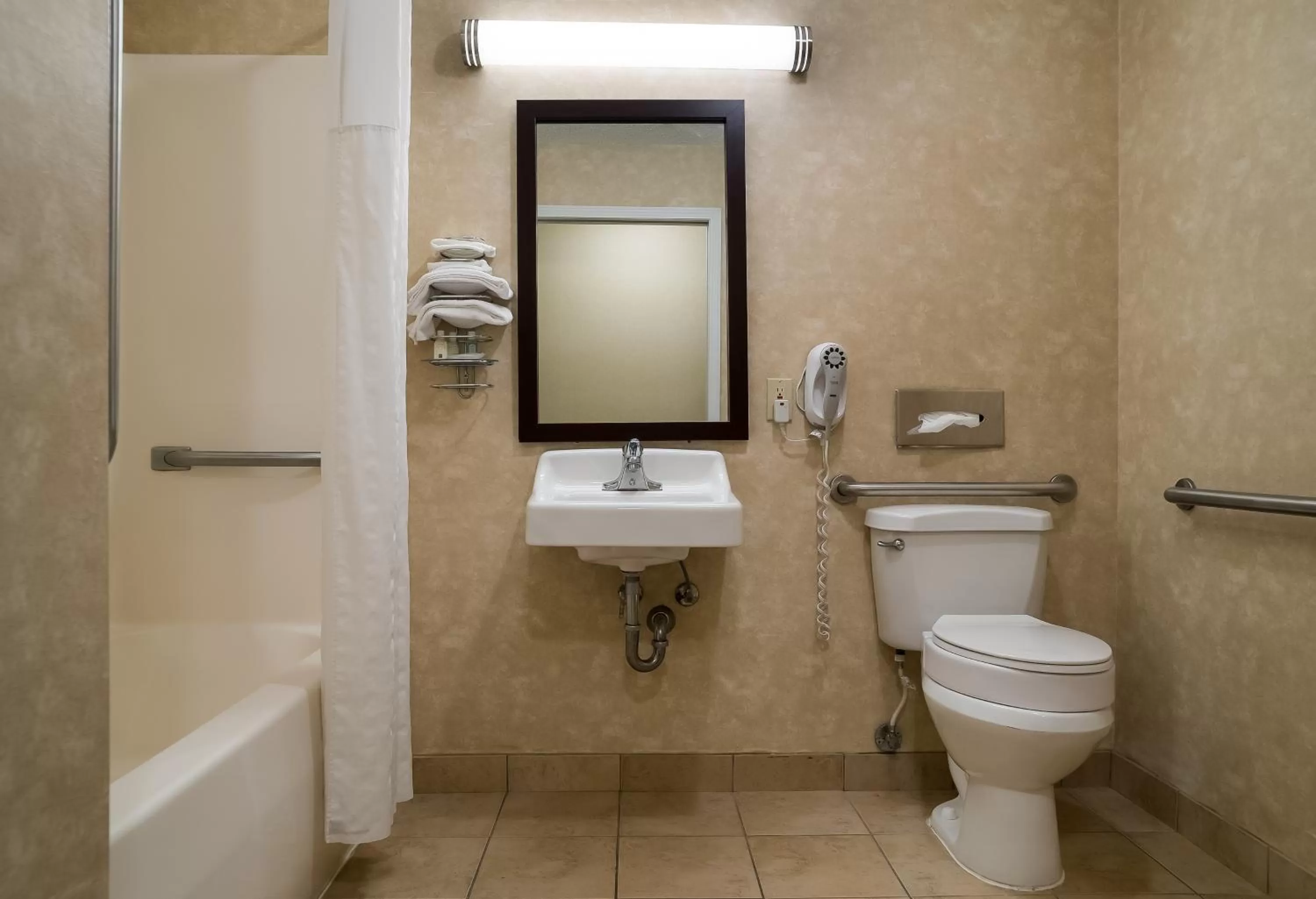 Quality Inn Grand Blanc - Flint South