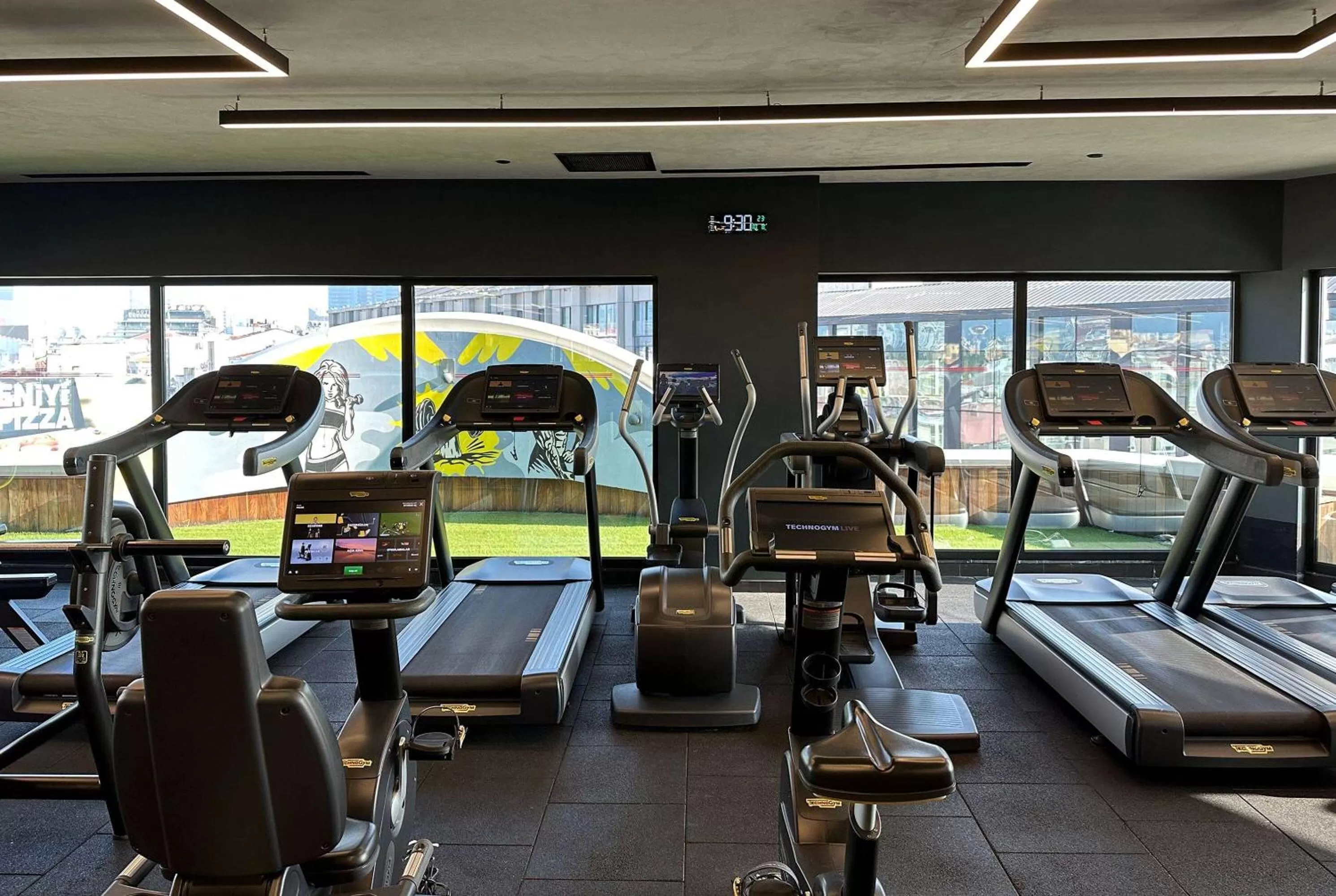 Fitness centre/facilities in Ramada Plaza By Wyndham Istanbul City Center