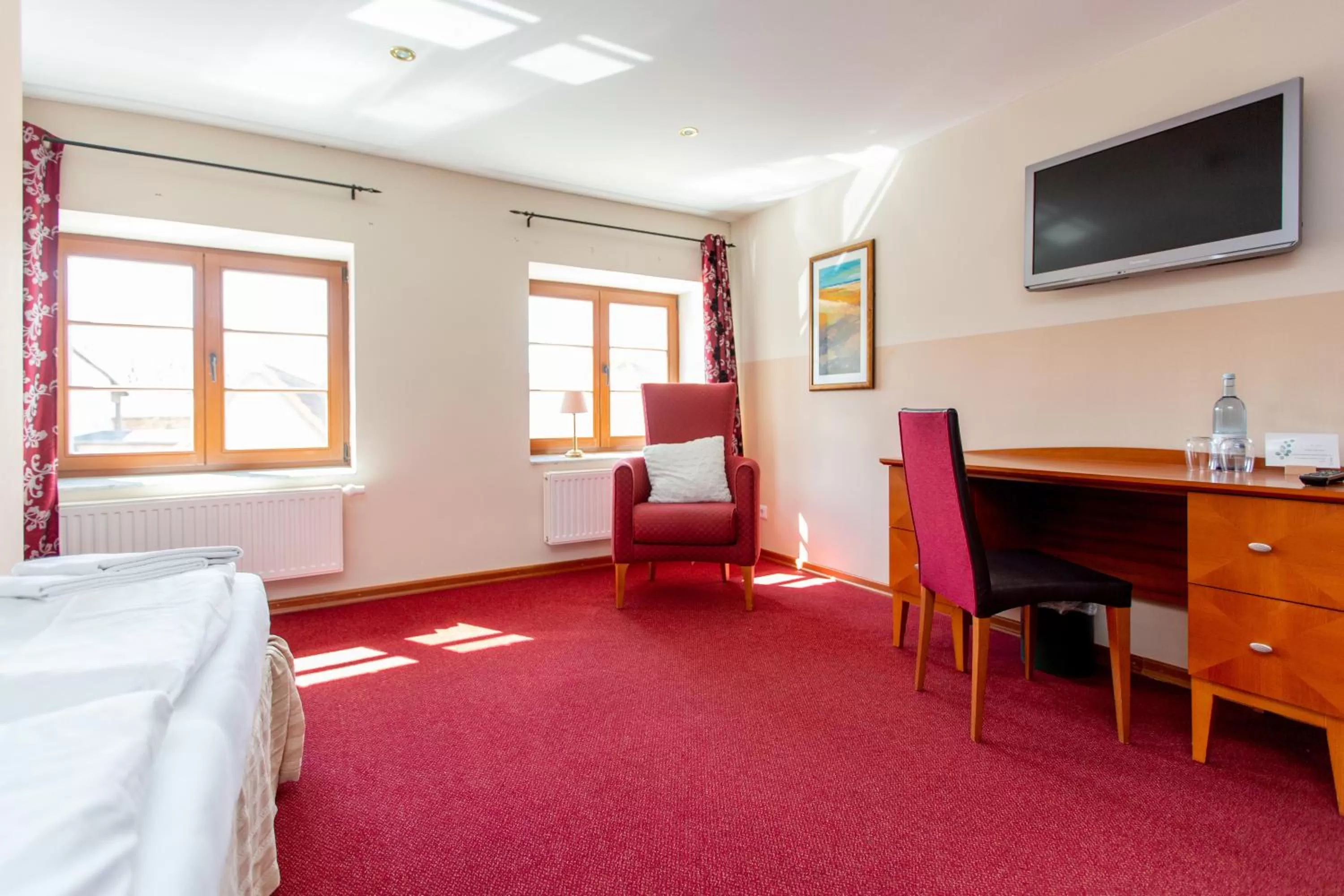 Photo of the whole room, TV/Entertainment Center in Hotel Haus Sajons