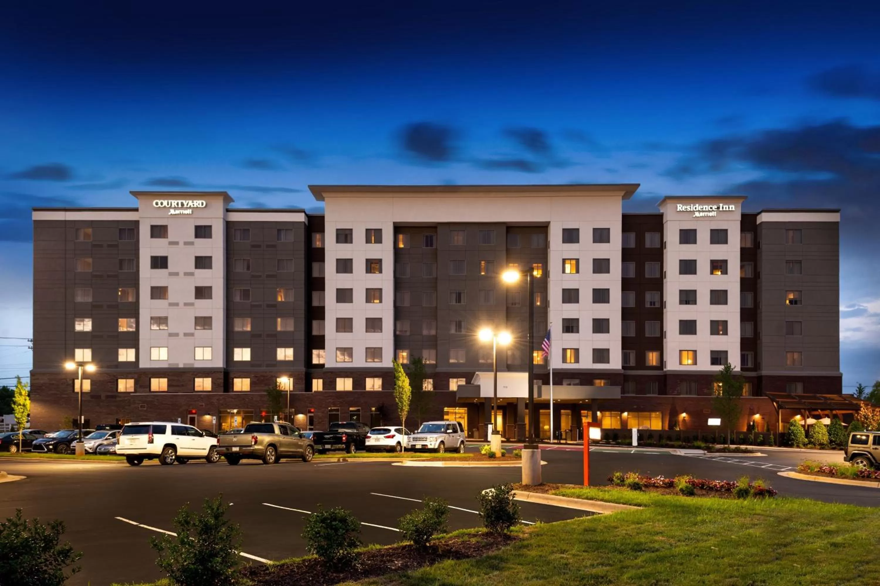Property building in Residence Inn by Marriott Charlotte Northlake