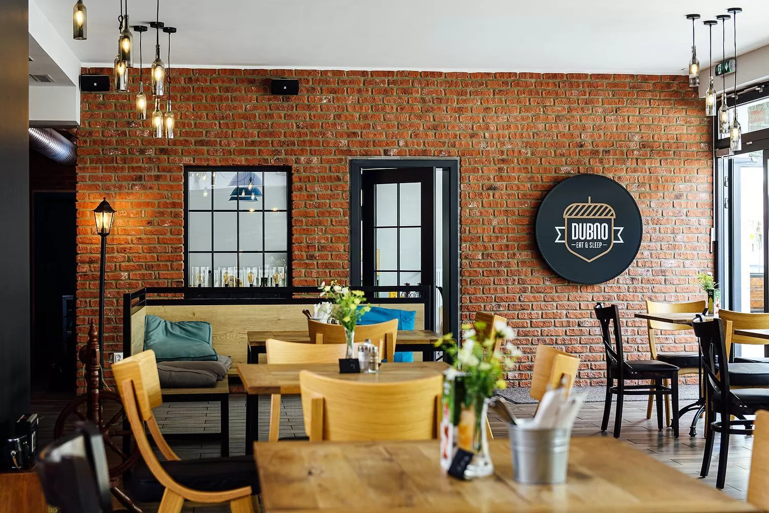 Restaurant/places to eat in Dubno Eat & Sleep