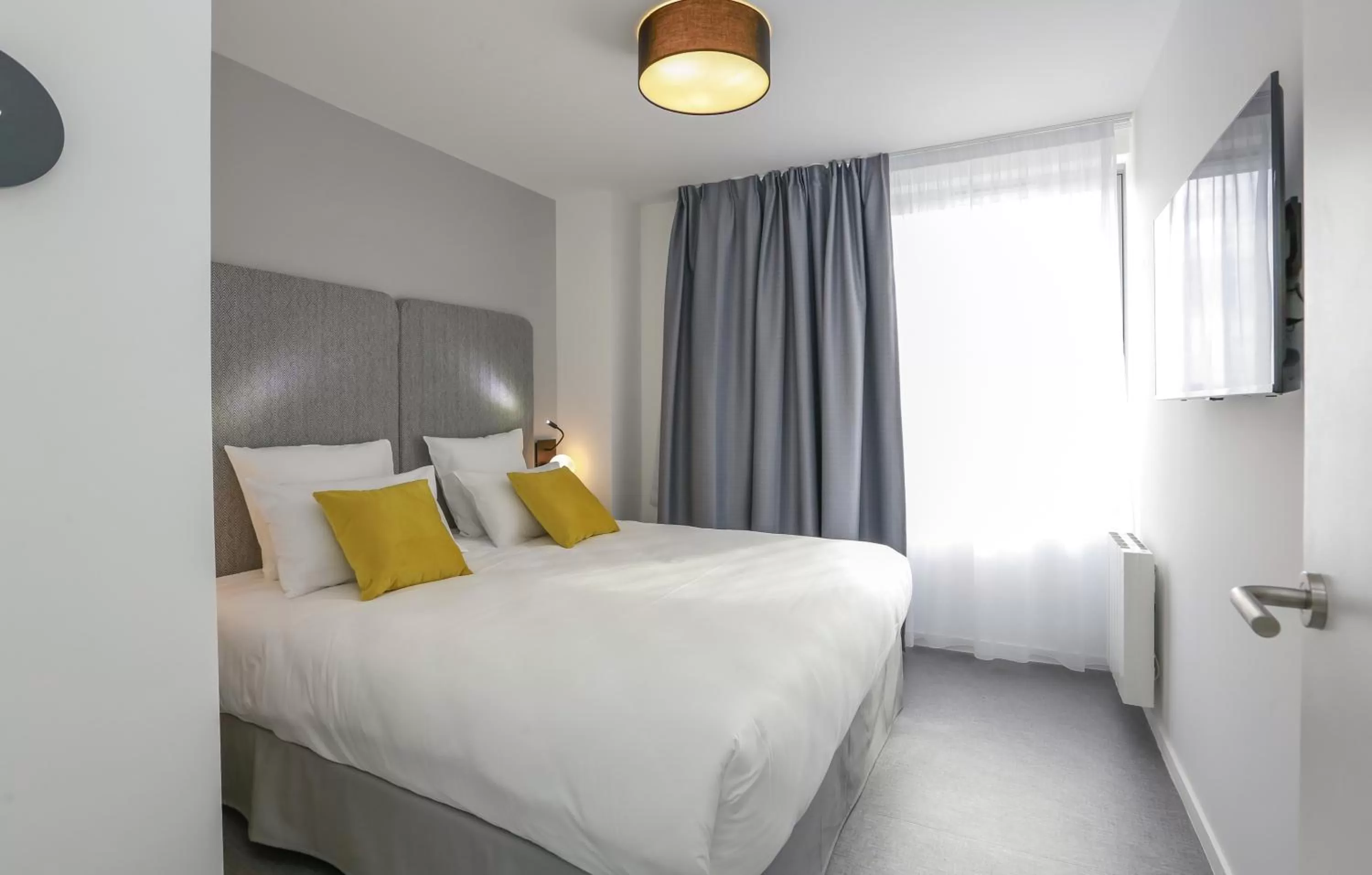 Bedroom, Bed in Appart Hotel Odalys City Angers Centre Gare