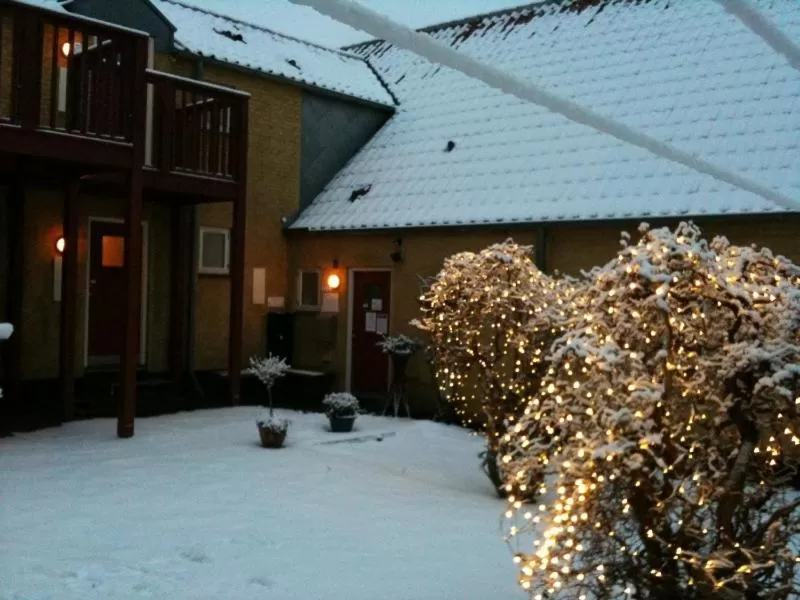 Property building, Winter in Motel Stege