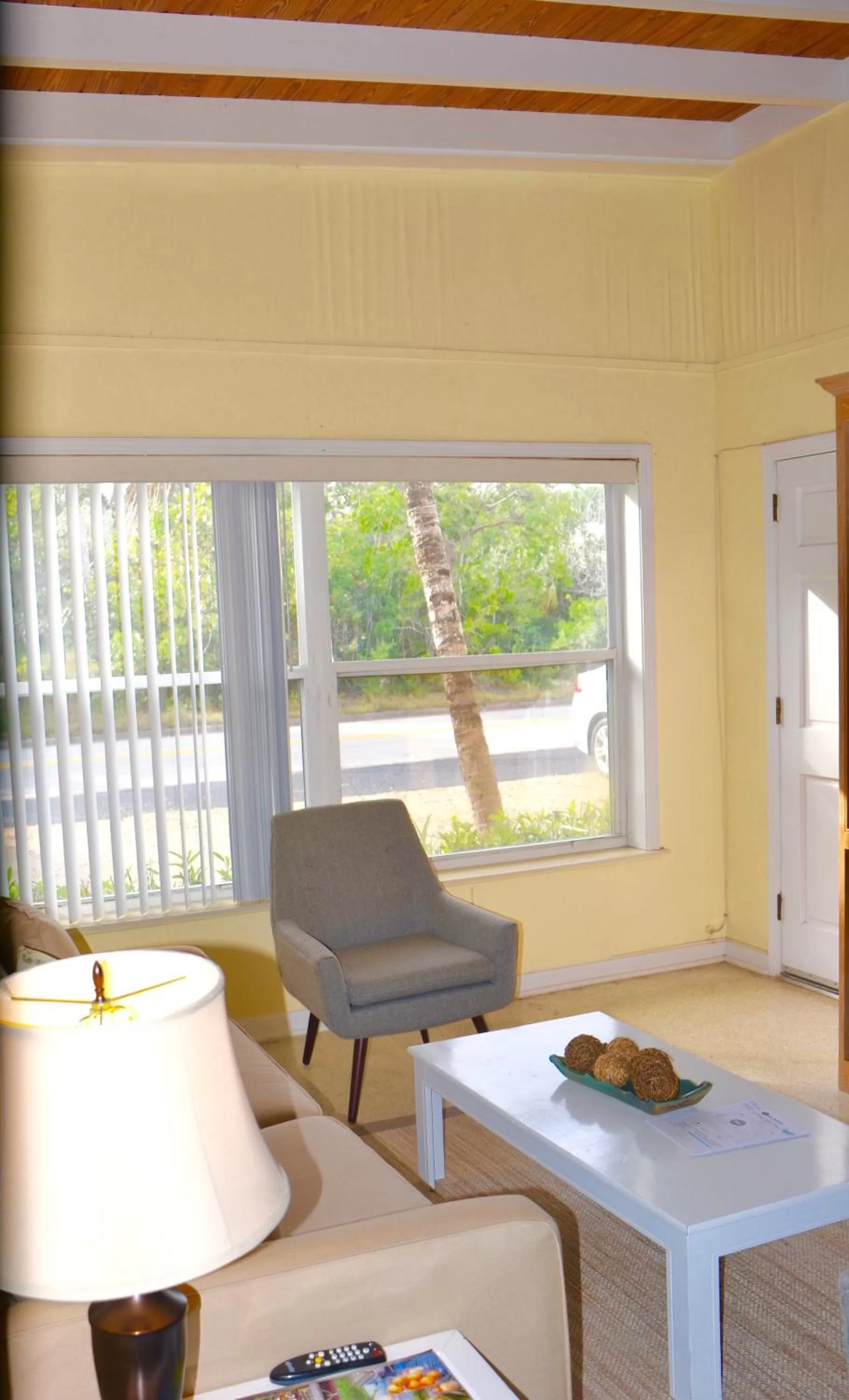 Living room in Sea Turtle Inn