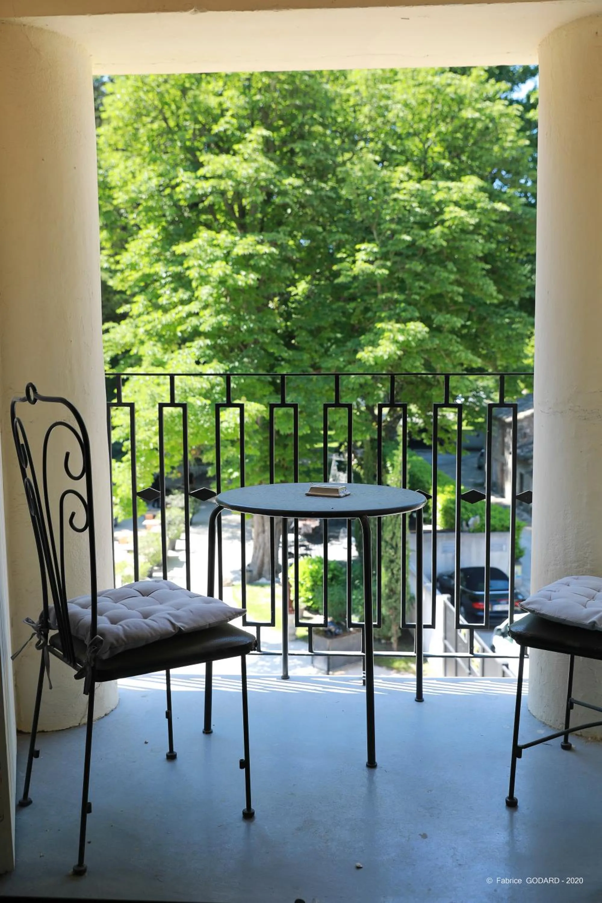 Balcony/Terrace in Logis Hôtel Restaurant du Parc