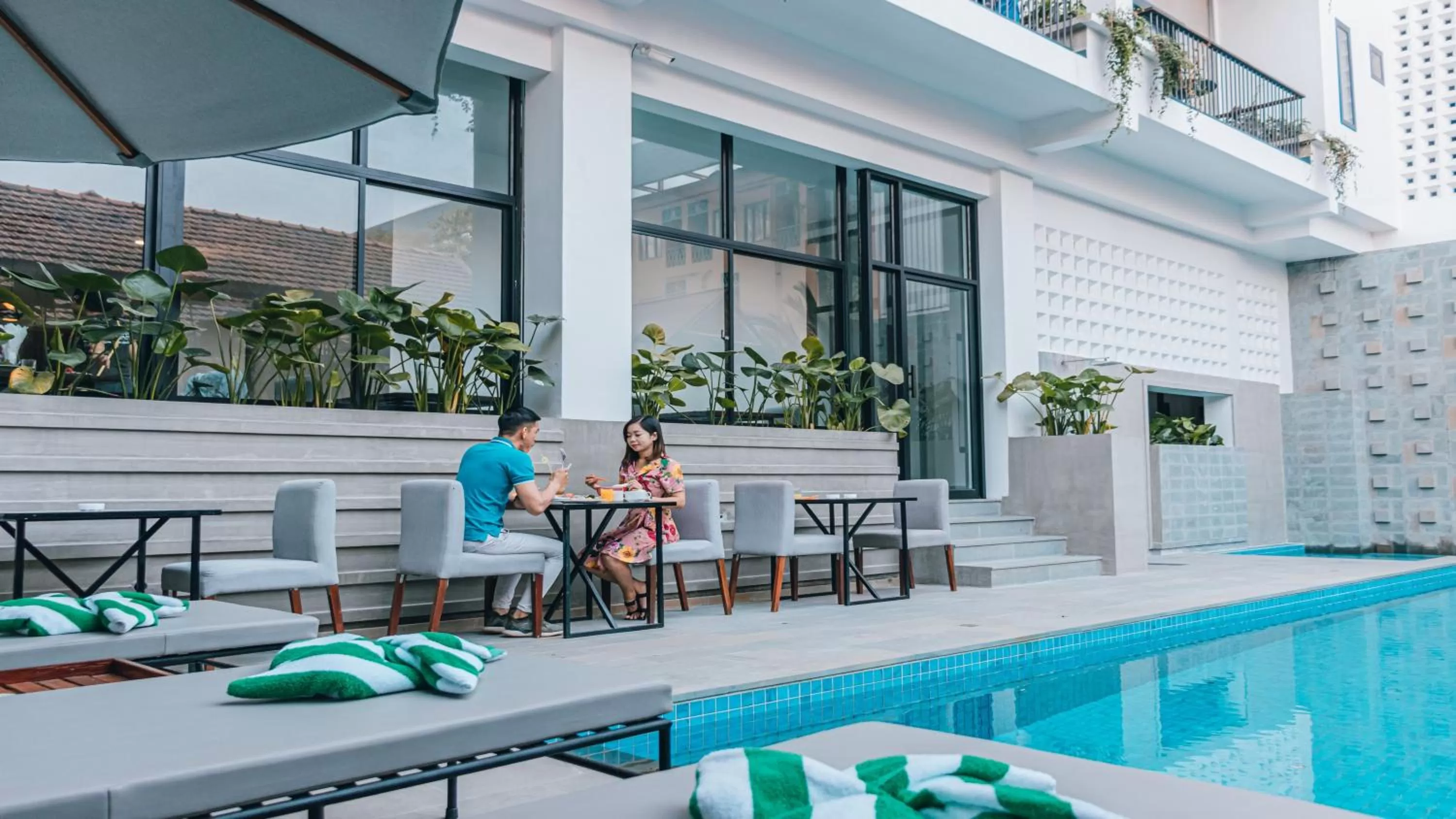 Restaurant/places to eat in Angkor Aurora