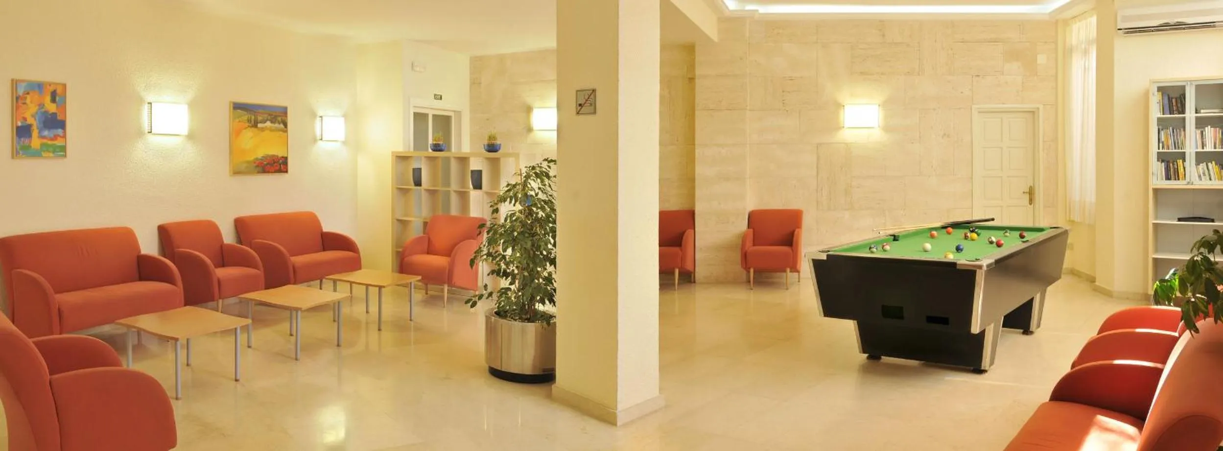 Game Room in GHT S'Agaró Mar Hotel