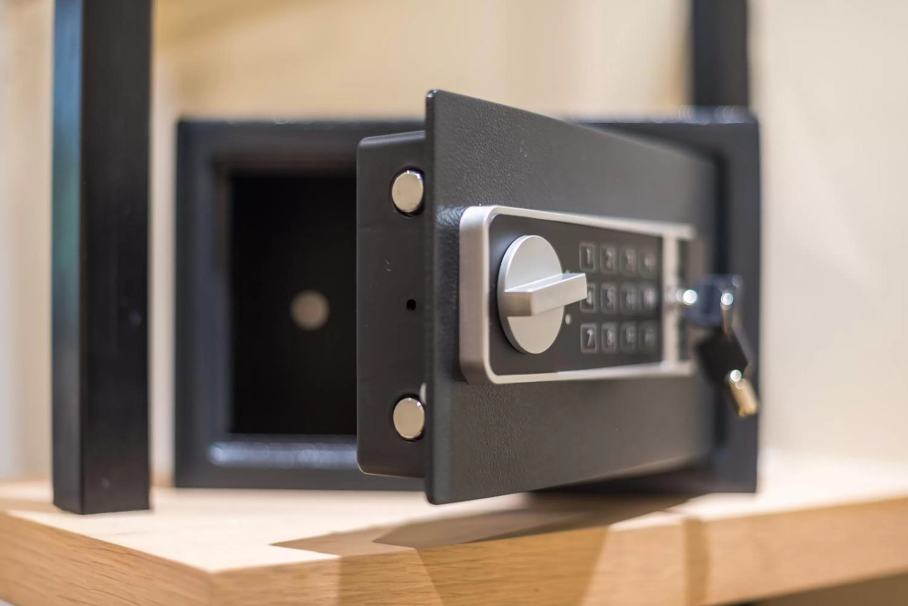 Property building in Athens Lights