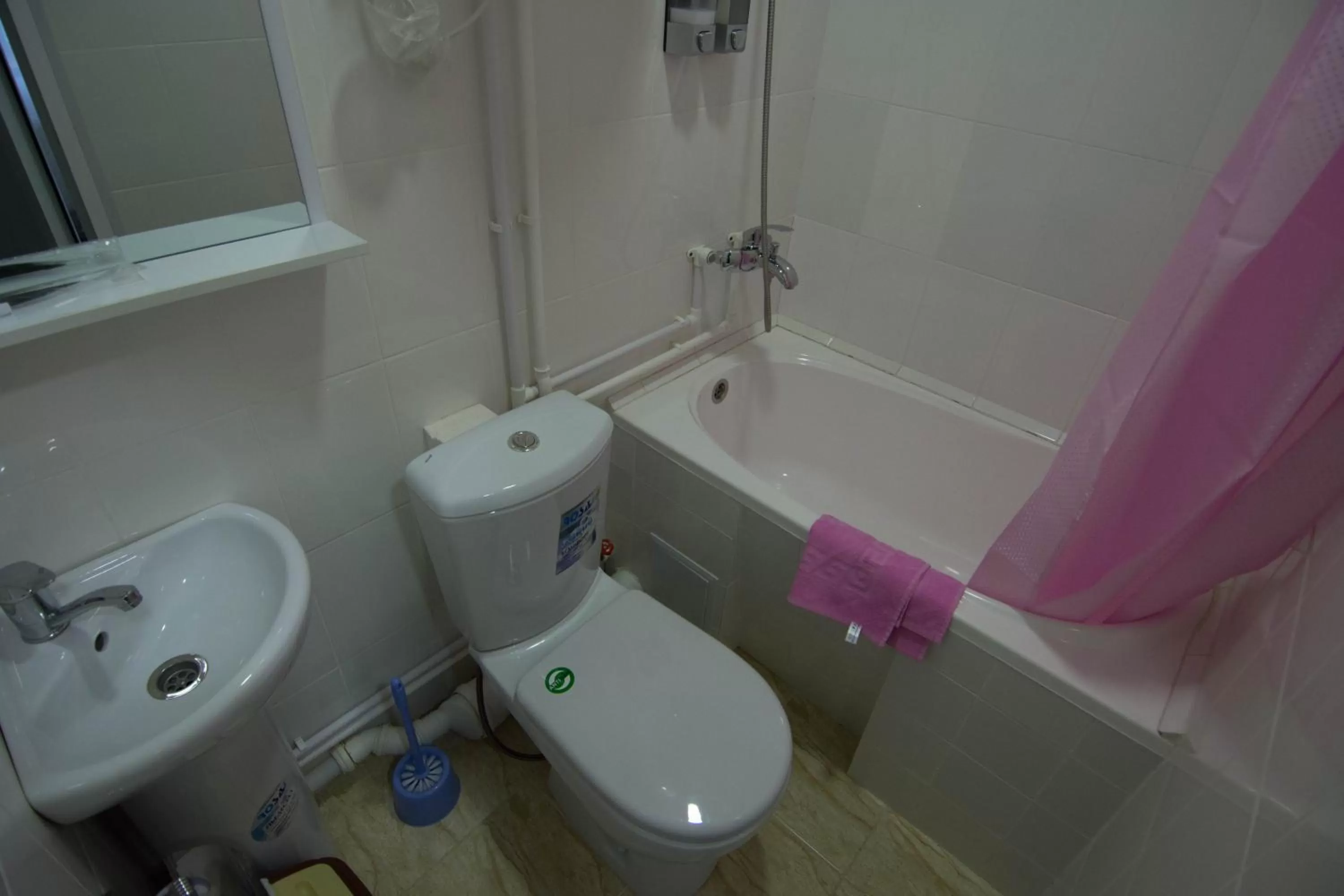 Budget Single Room - single occupancy in Sakura Inn