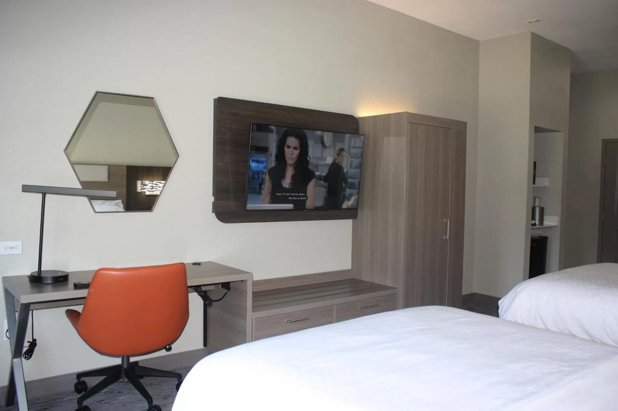 Photo of the whole room in Holiday Inn Express Hotel & Suites Shamrock North by IHG