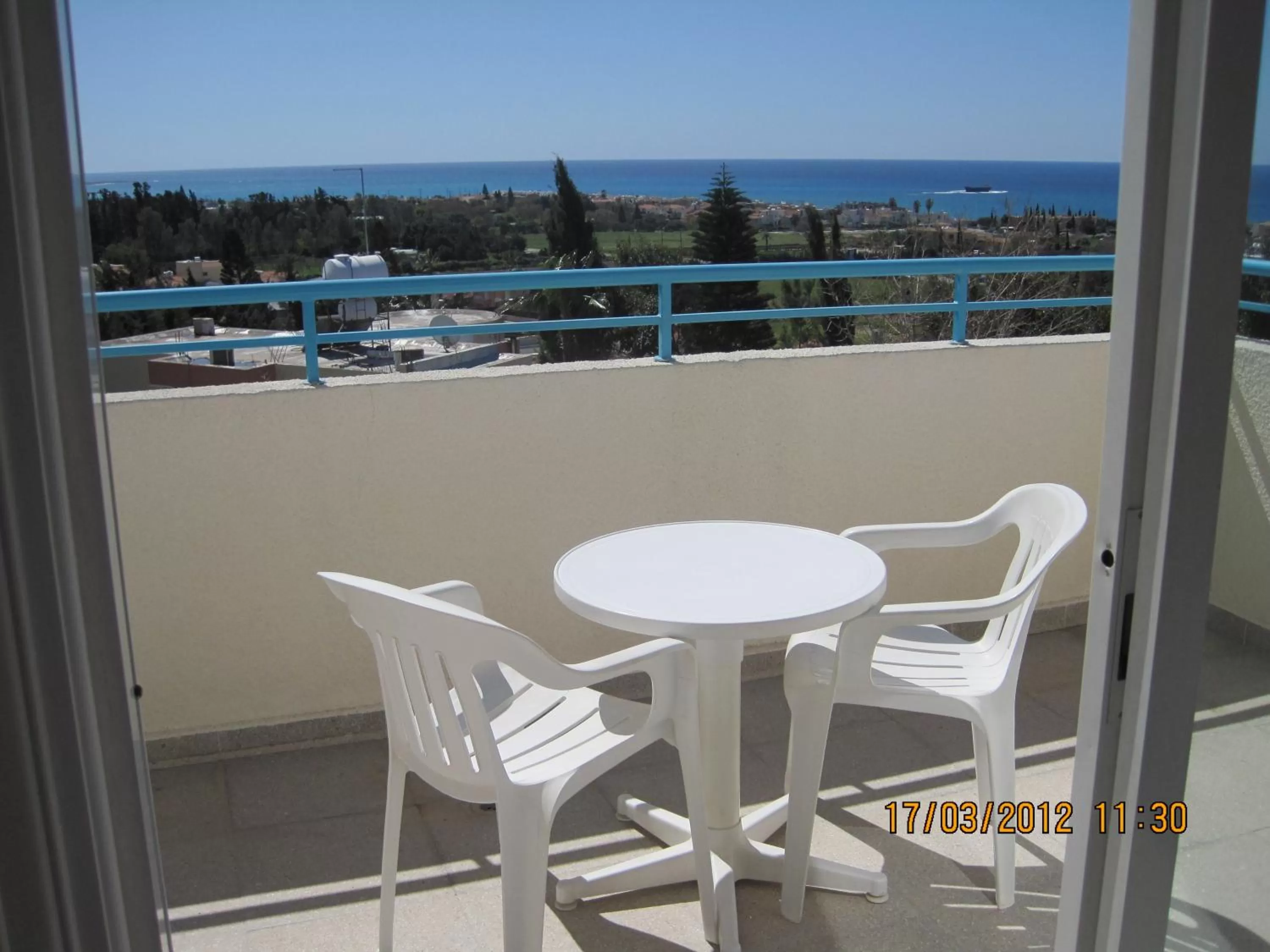 Studio in Sunny Hill Hotel Apartments