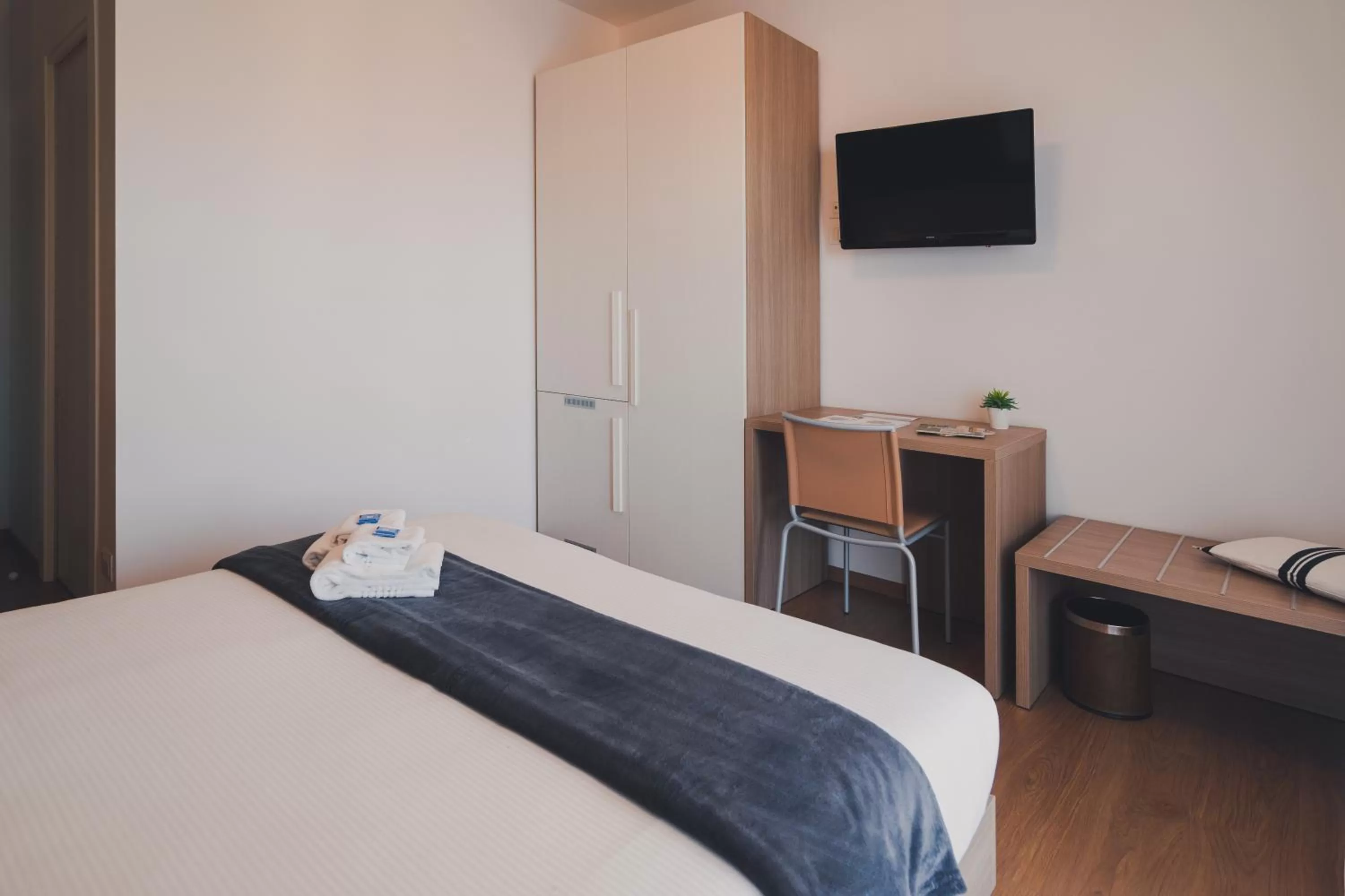 Bed in Trip Room & Breakfast