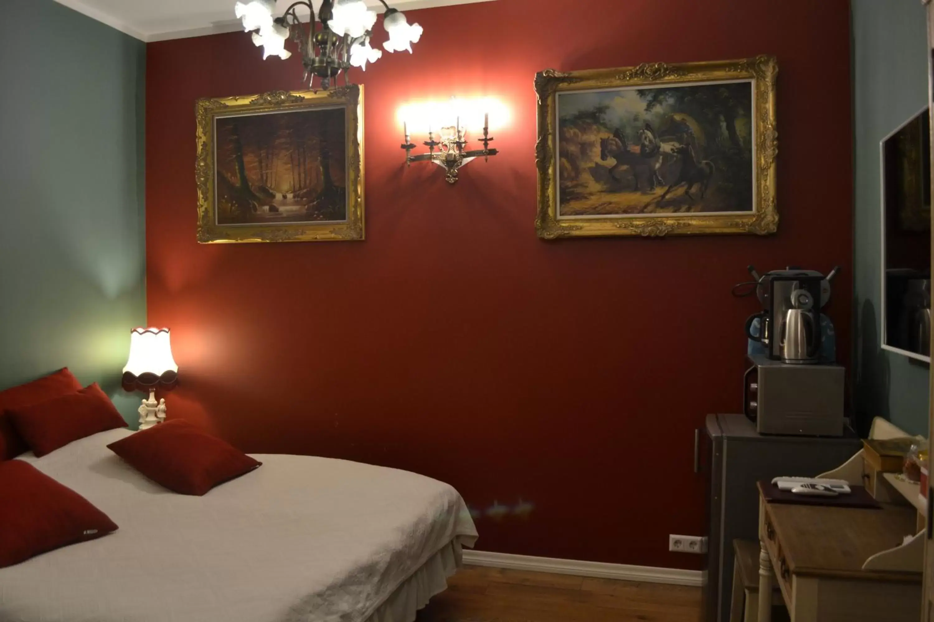 Economy Double or Twin Room in Alex Maja Economy Double or Twin Room in Alex Maja