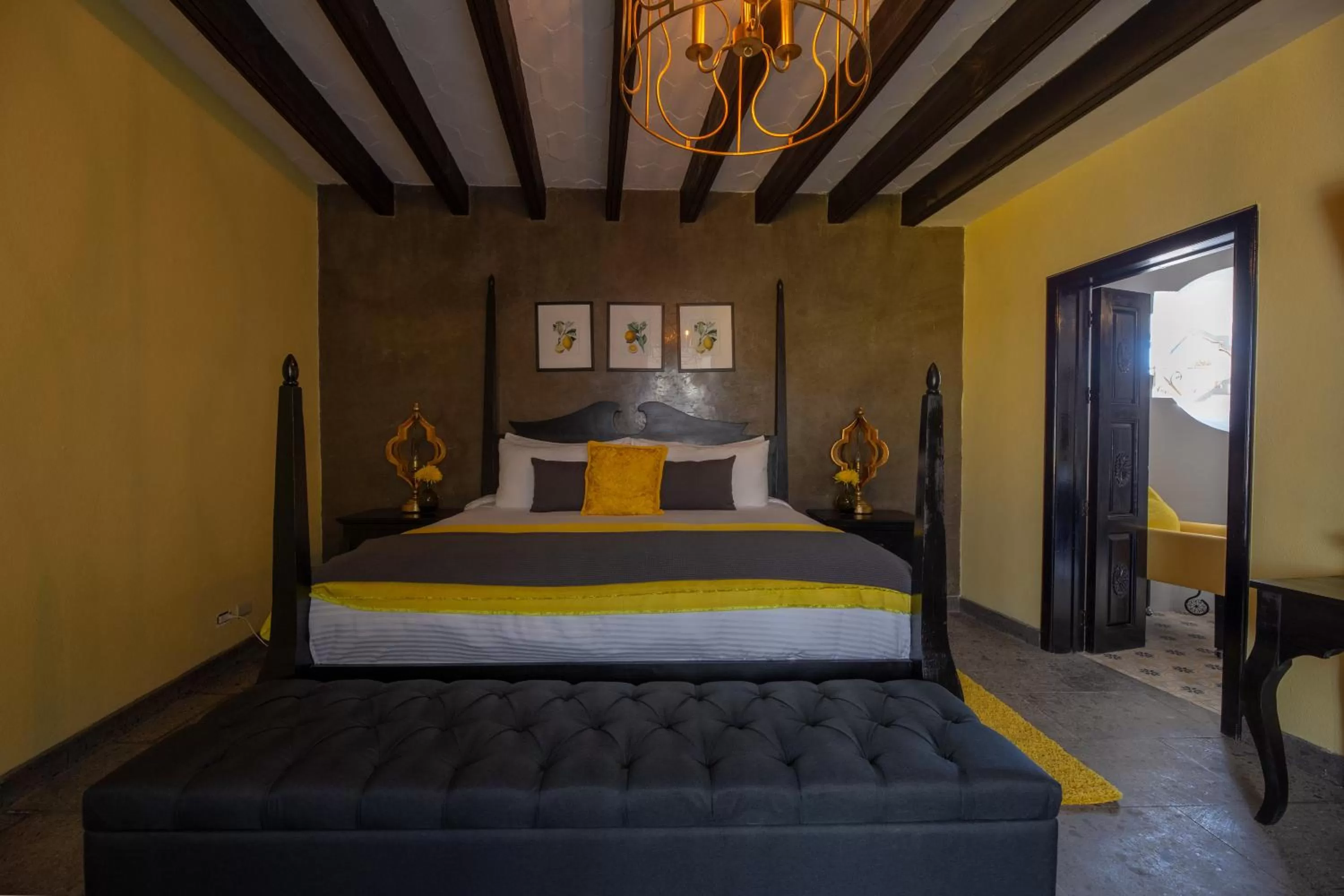 Photo of the whole room, Bed in Luxury Boutique Hotel Villa Limon