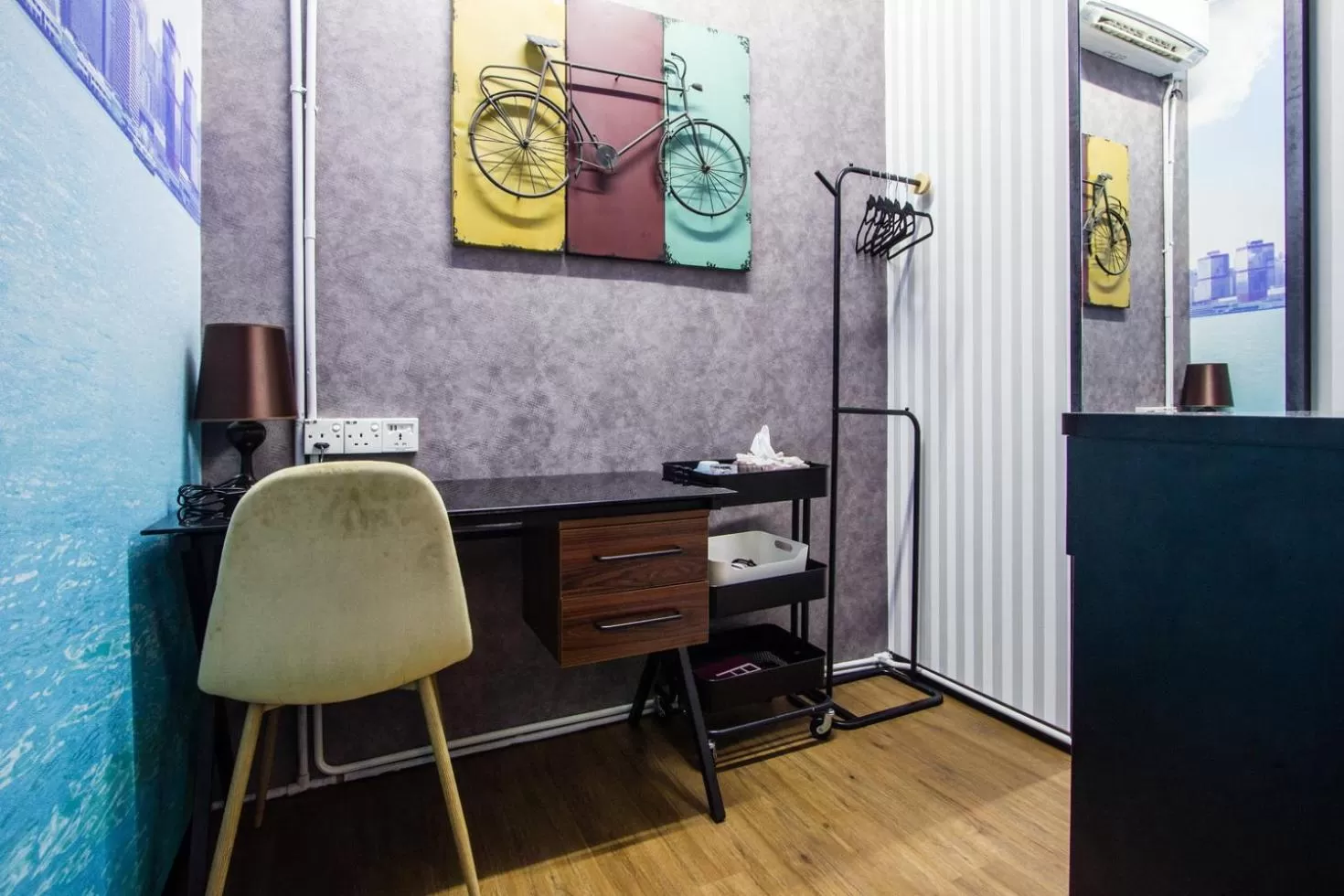 Photo of the whole room in USM Designer Dwell