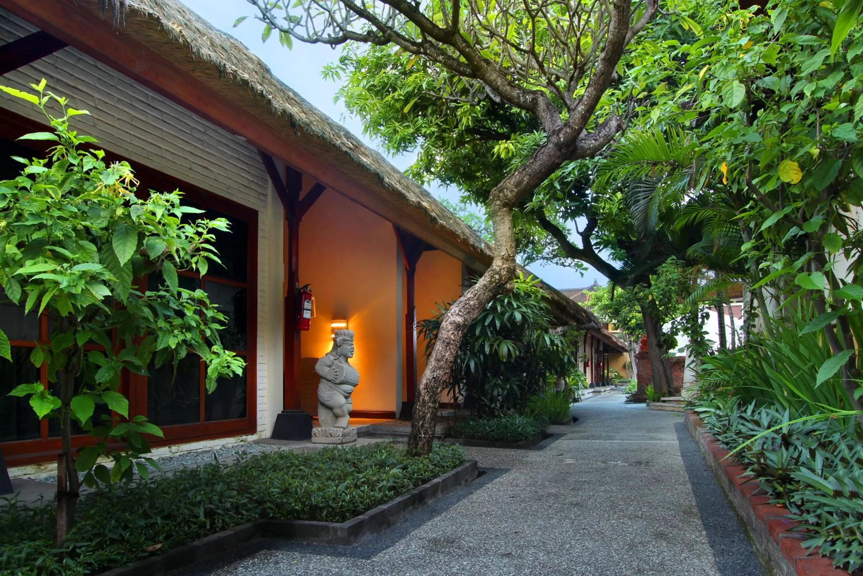 Patio in AlamKulkul Boutique Resort