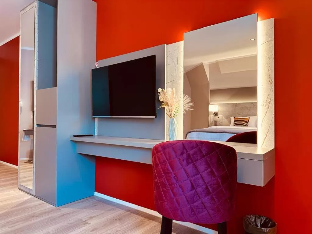 TV/Entertainment Center in MEA HOTEL TRIER