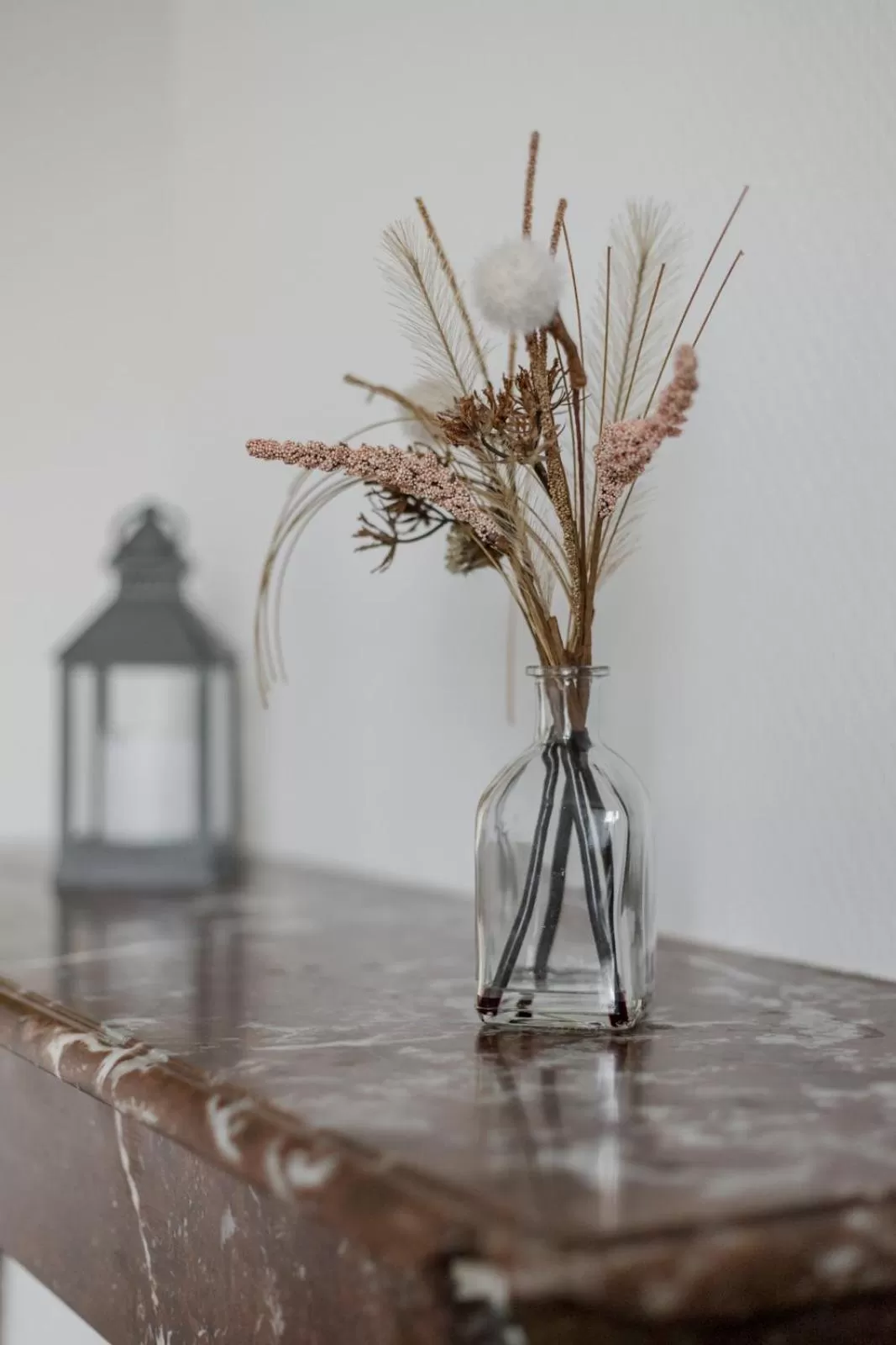 Decorative detail in Hôtel Porte Mars - Reims Gare Centre Arena