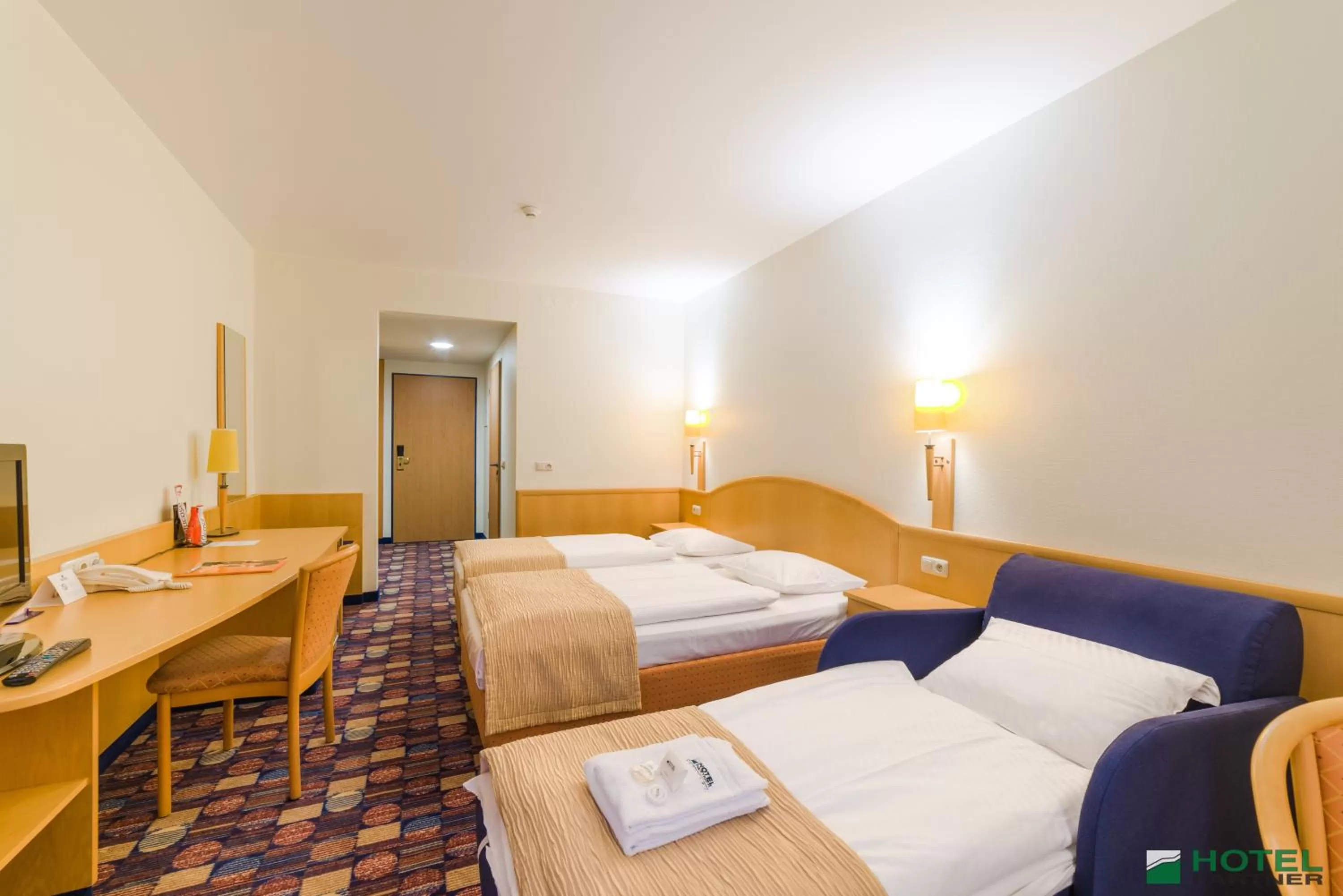 Bed in Hotel Partner