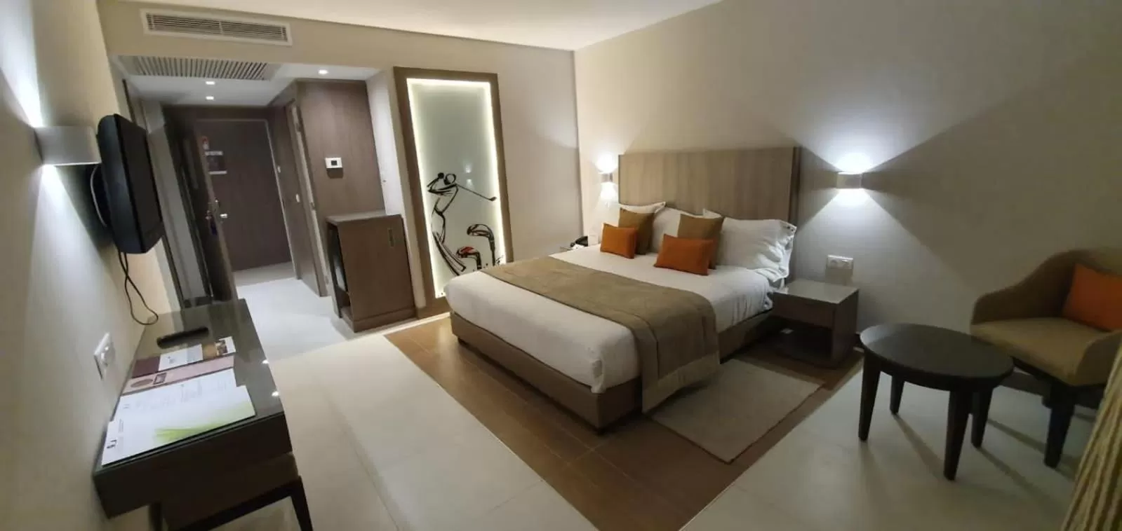 Bed in Golf Royal Hotel