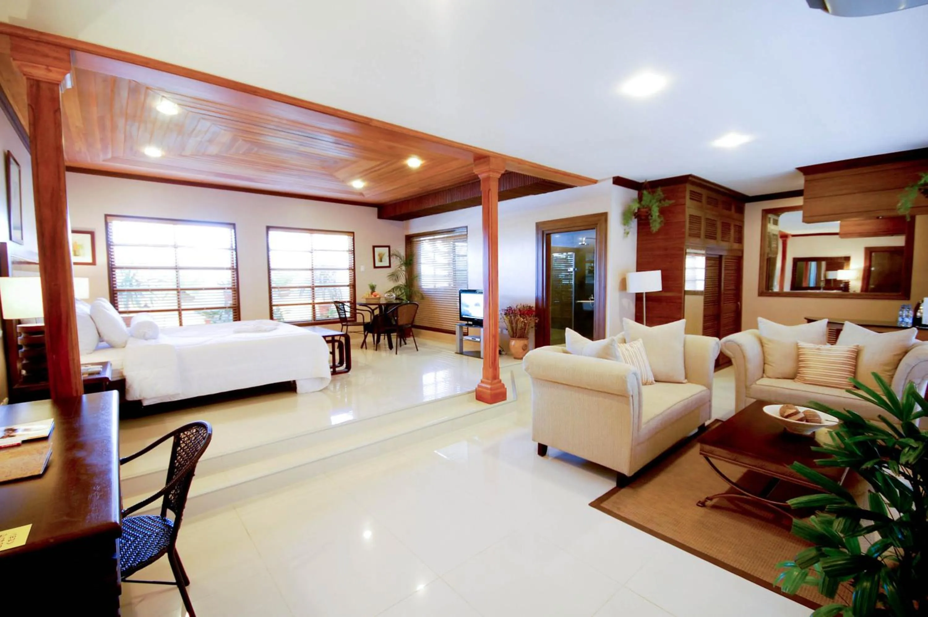 Bed in Citystate Asturias Hotel Palawan