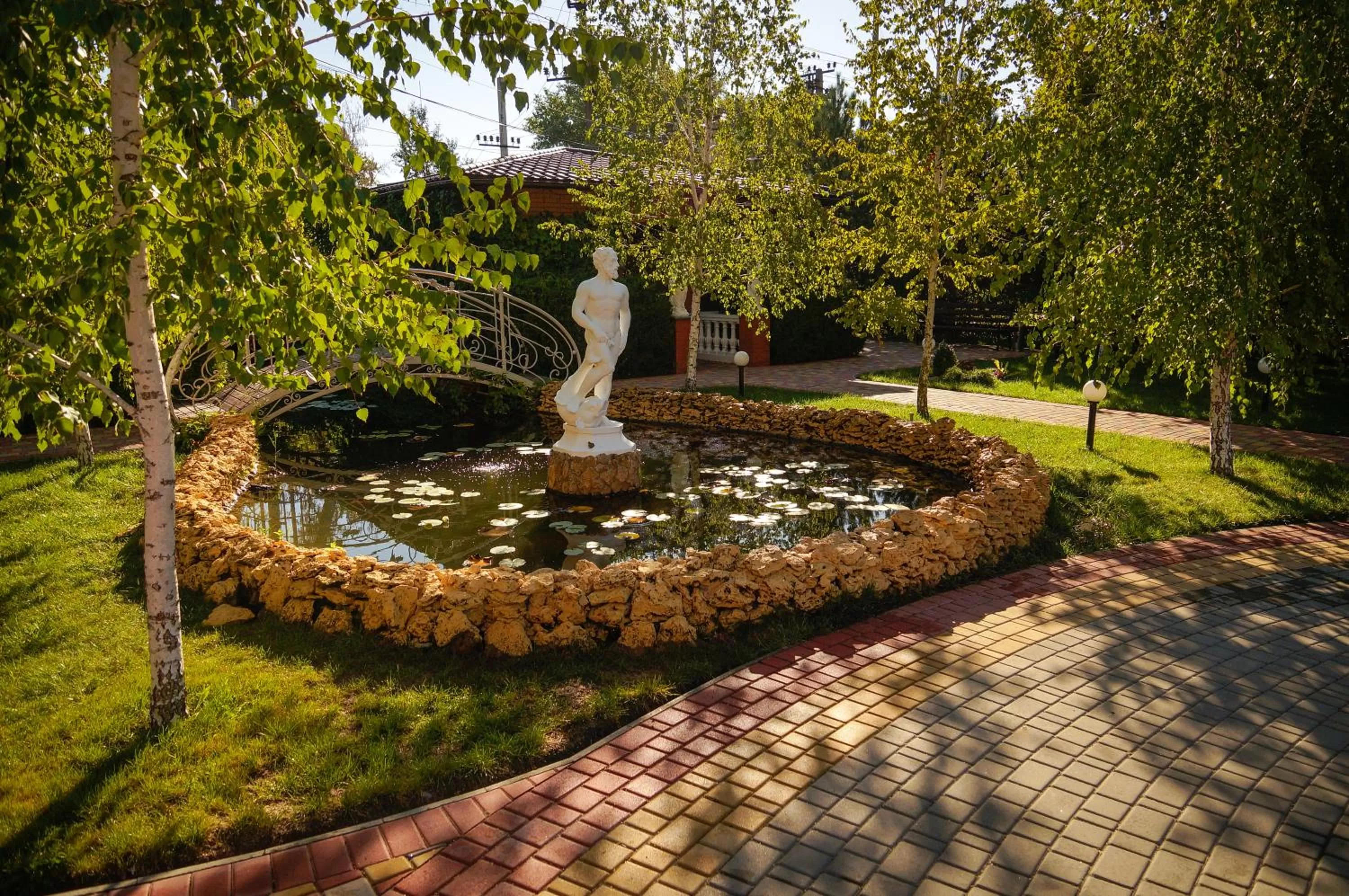 Garden in Delta Hotel