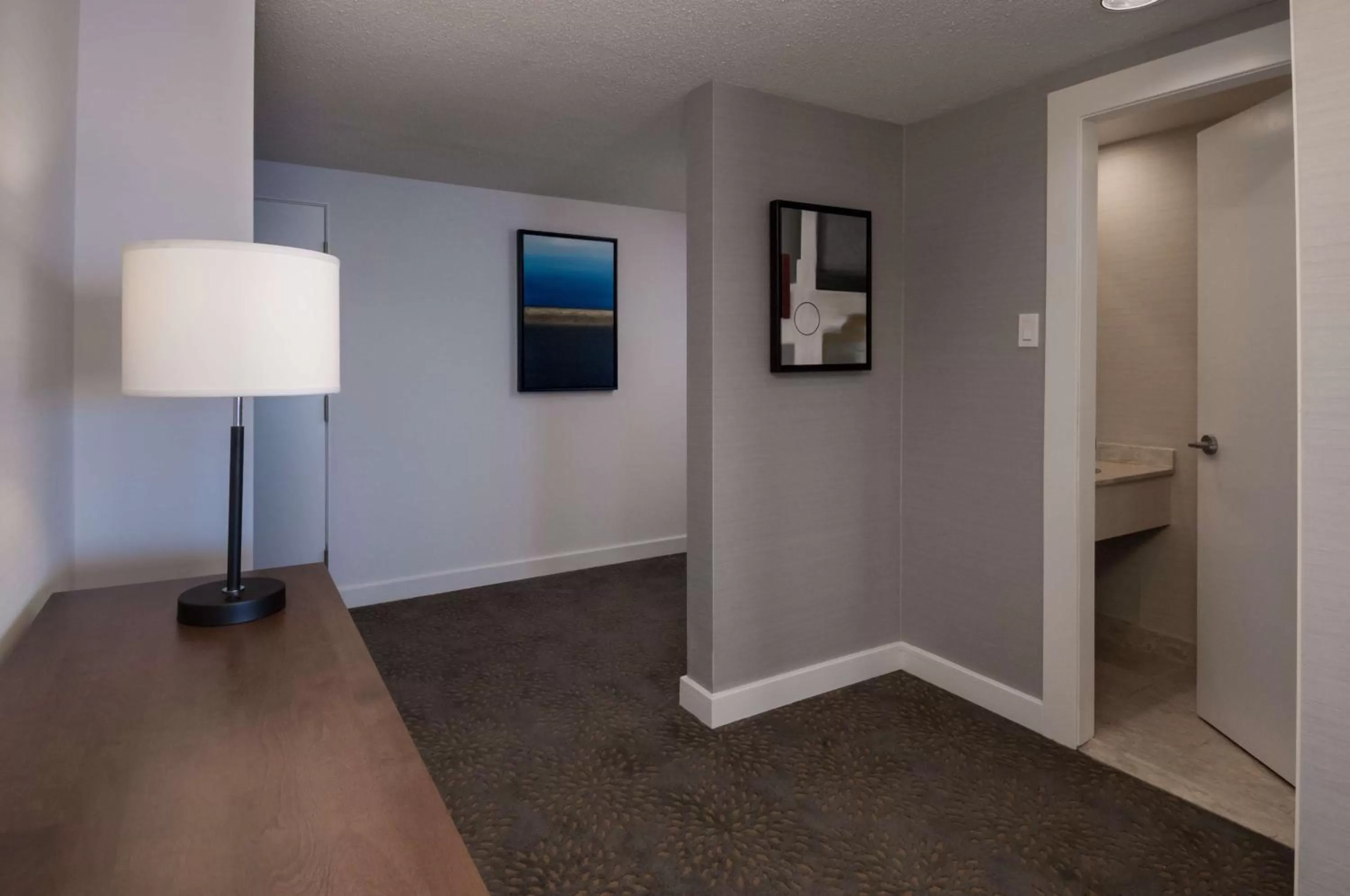 Living room in Doubletree by Hilton London