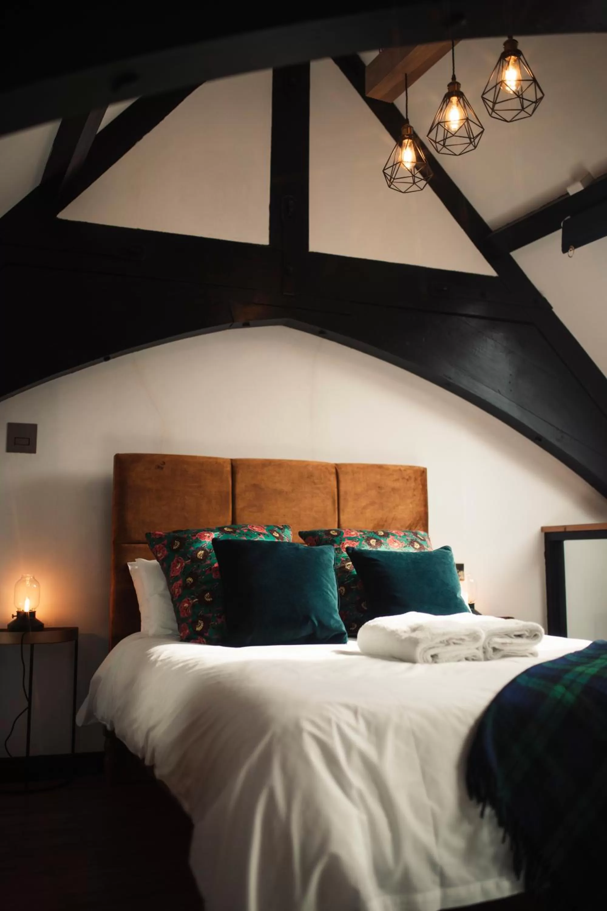 Bed in Slateford House 1770 Luxury Aparthotel by The House of Danu