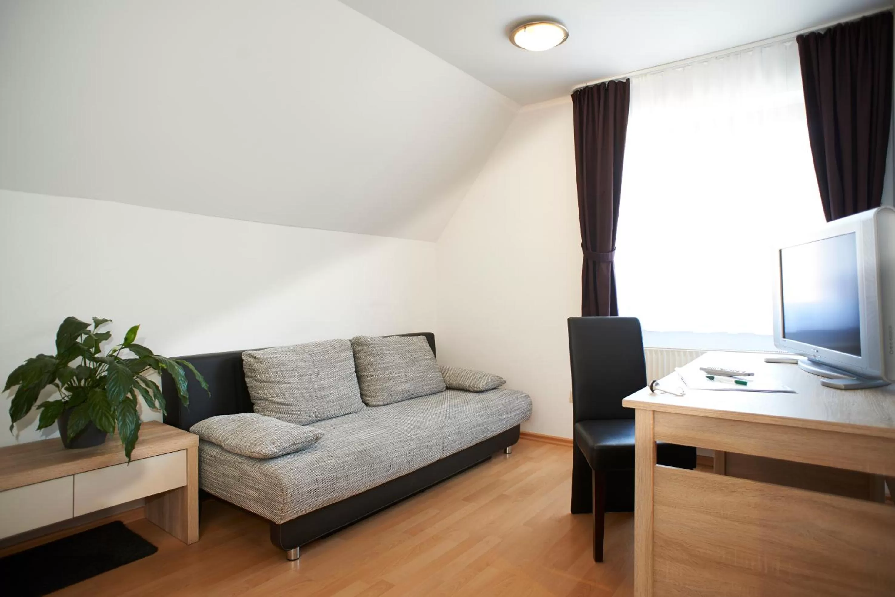 Living room, Seating Area in Landgasthof Mörsbergei