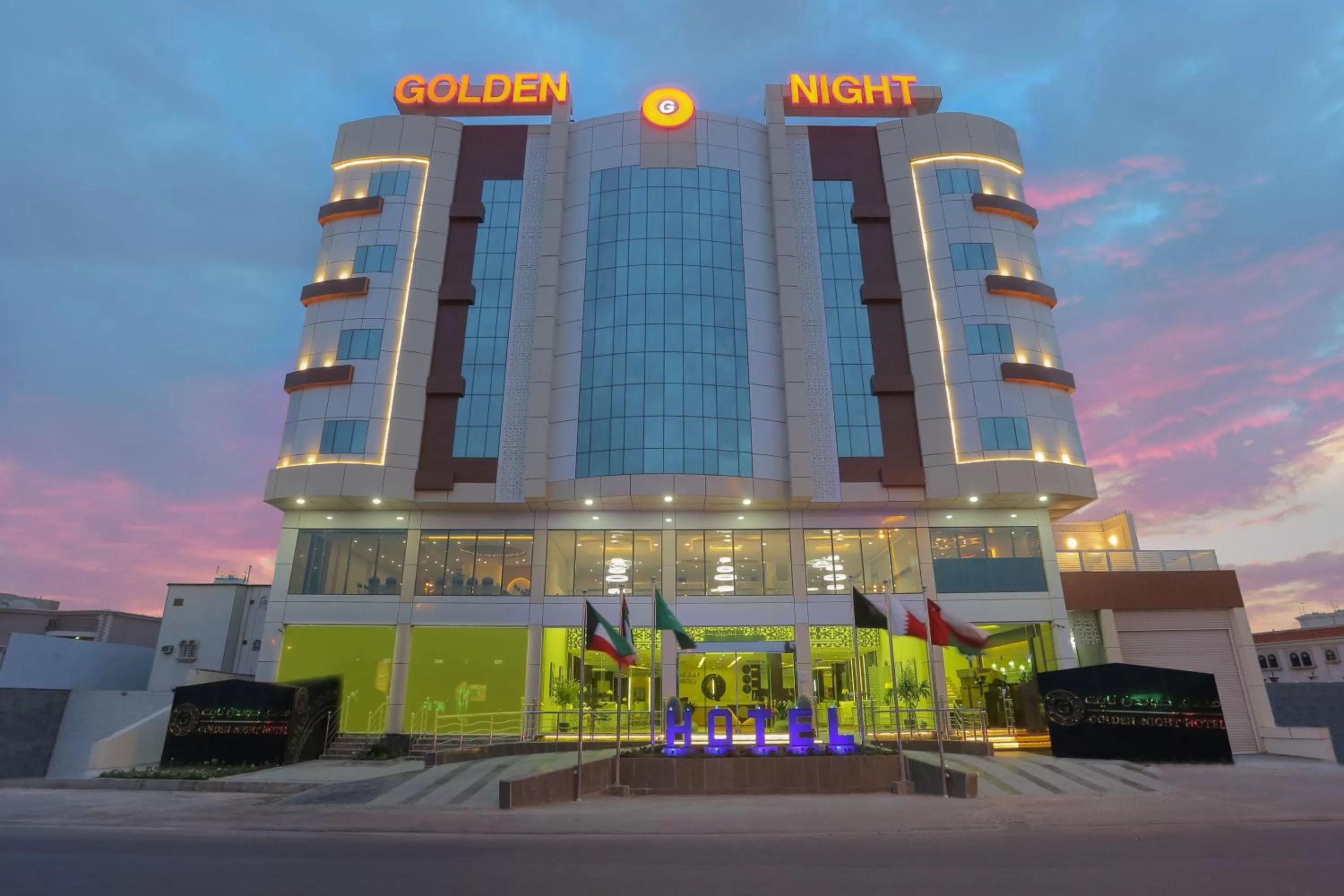 Property building in فندق جولدن نايت Golden Night Hotel