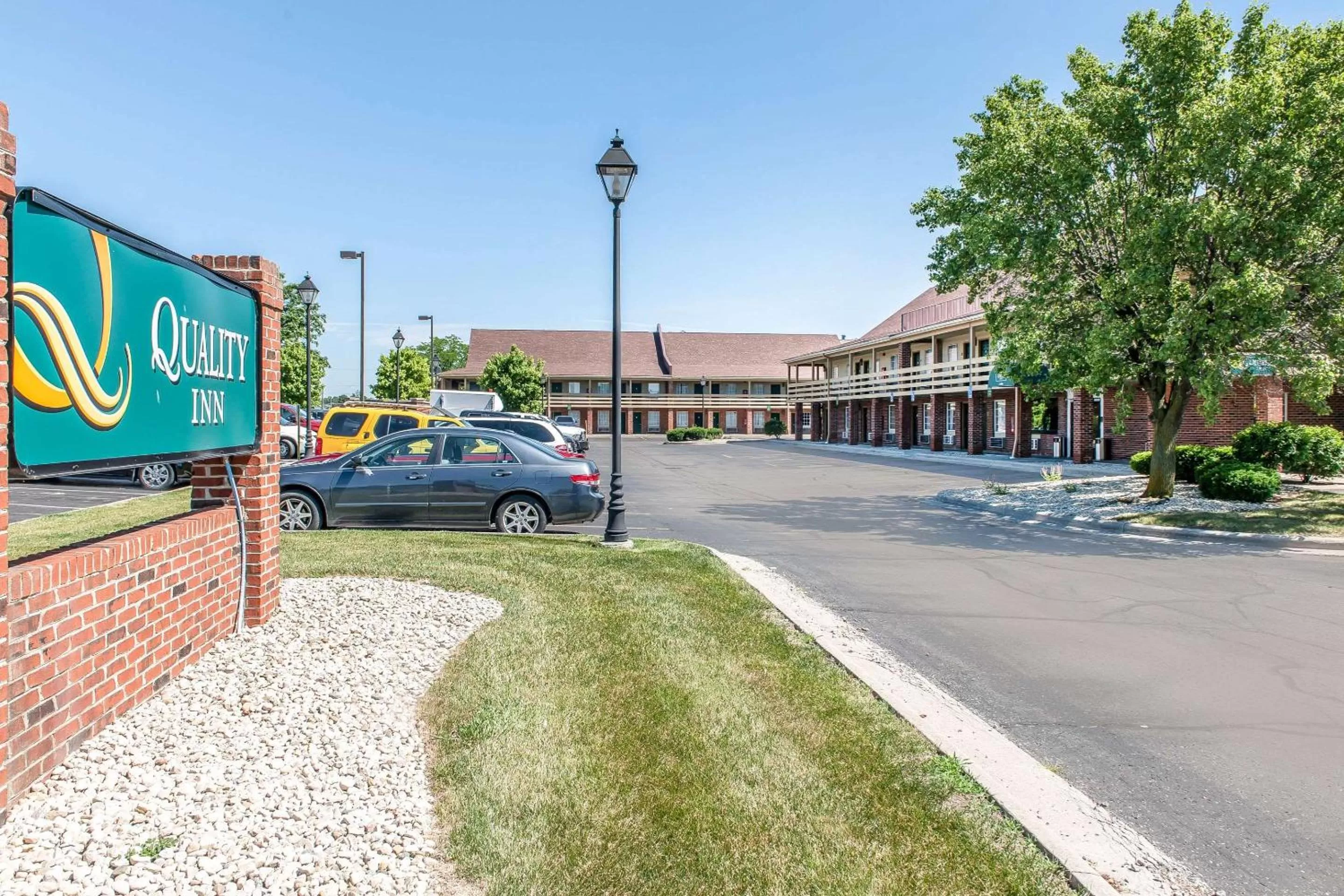 Property building in Quality Inn Findlay