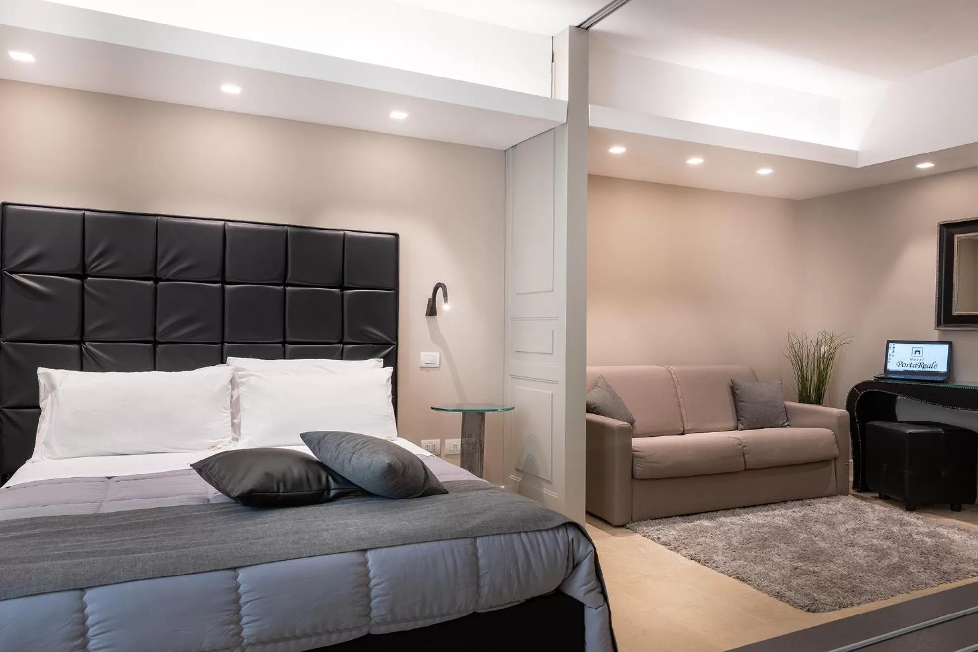 Photo of the whole room, Bed in Hotel Porta Reale