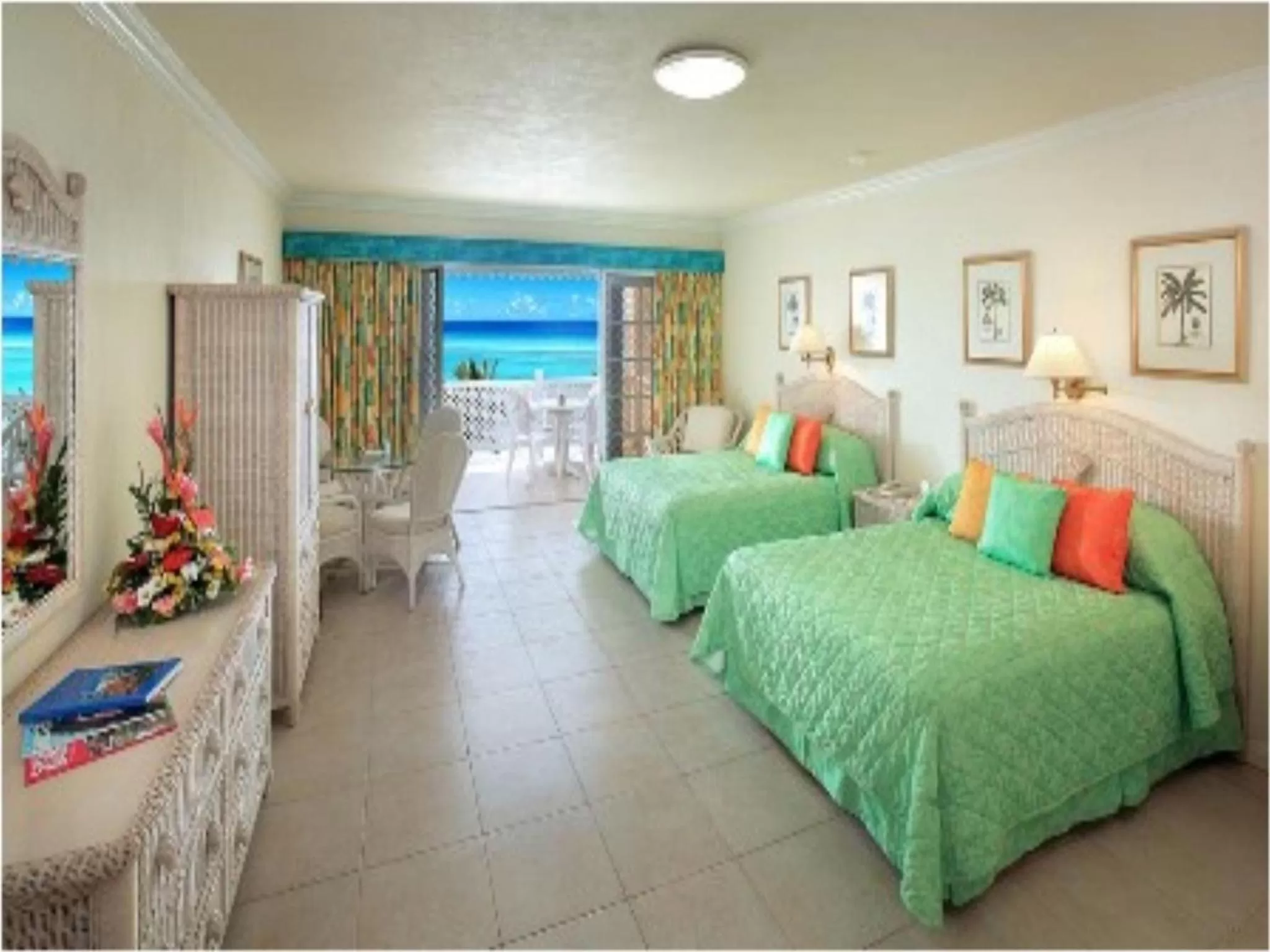 Bedroom, Bed in Coral Sands Beach Resort