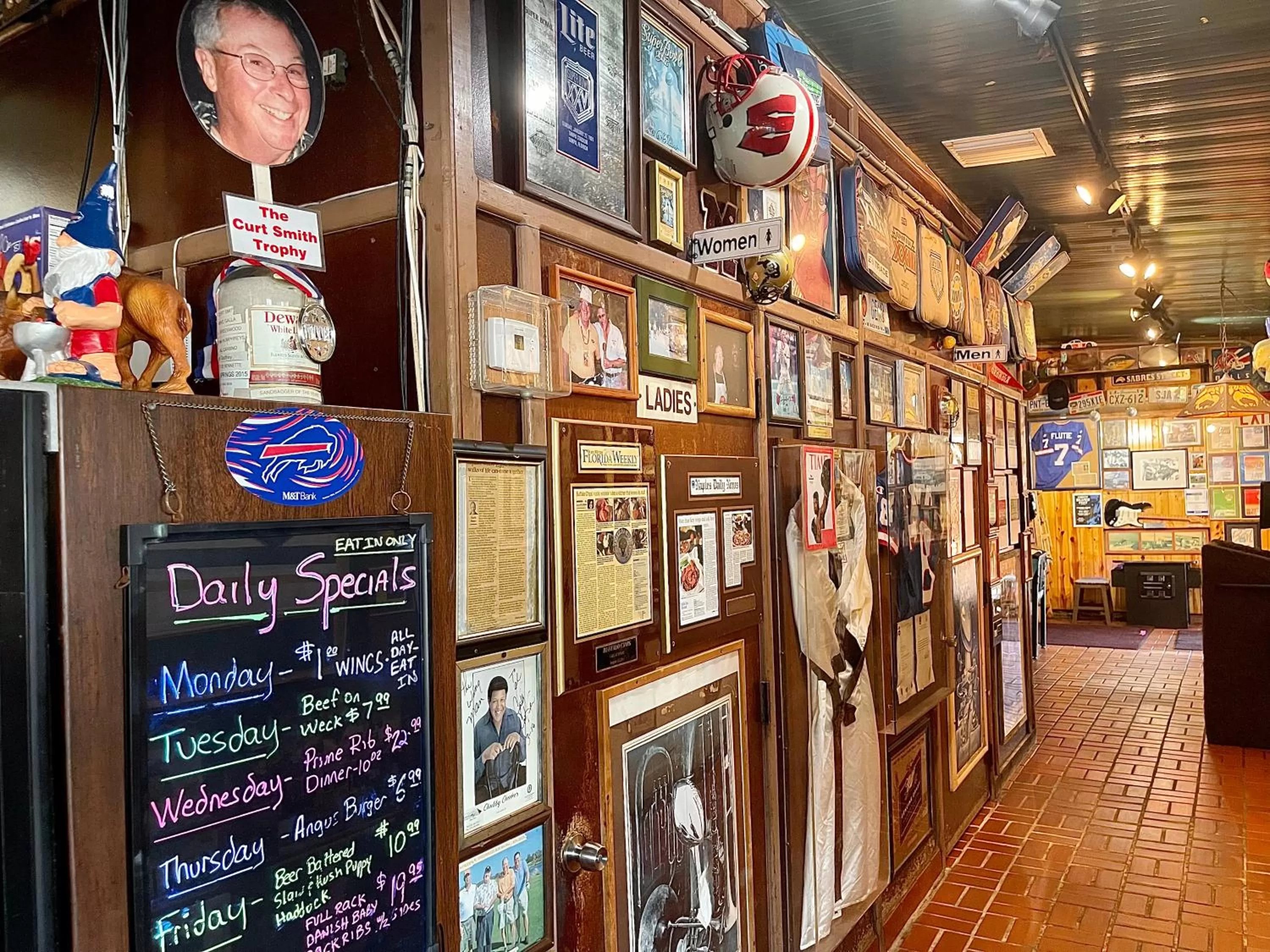 Property building in Buffalo Chip's Ranch House Motel