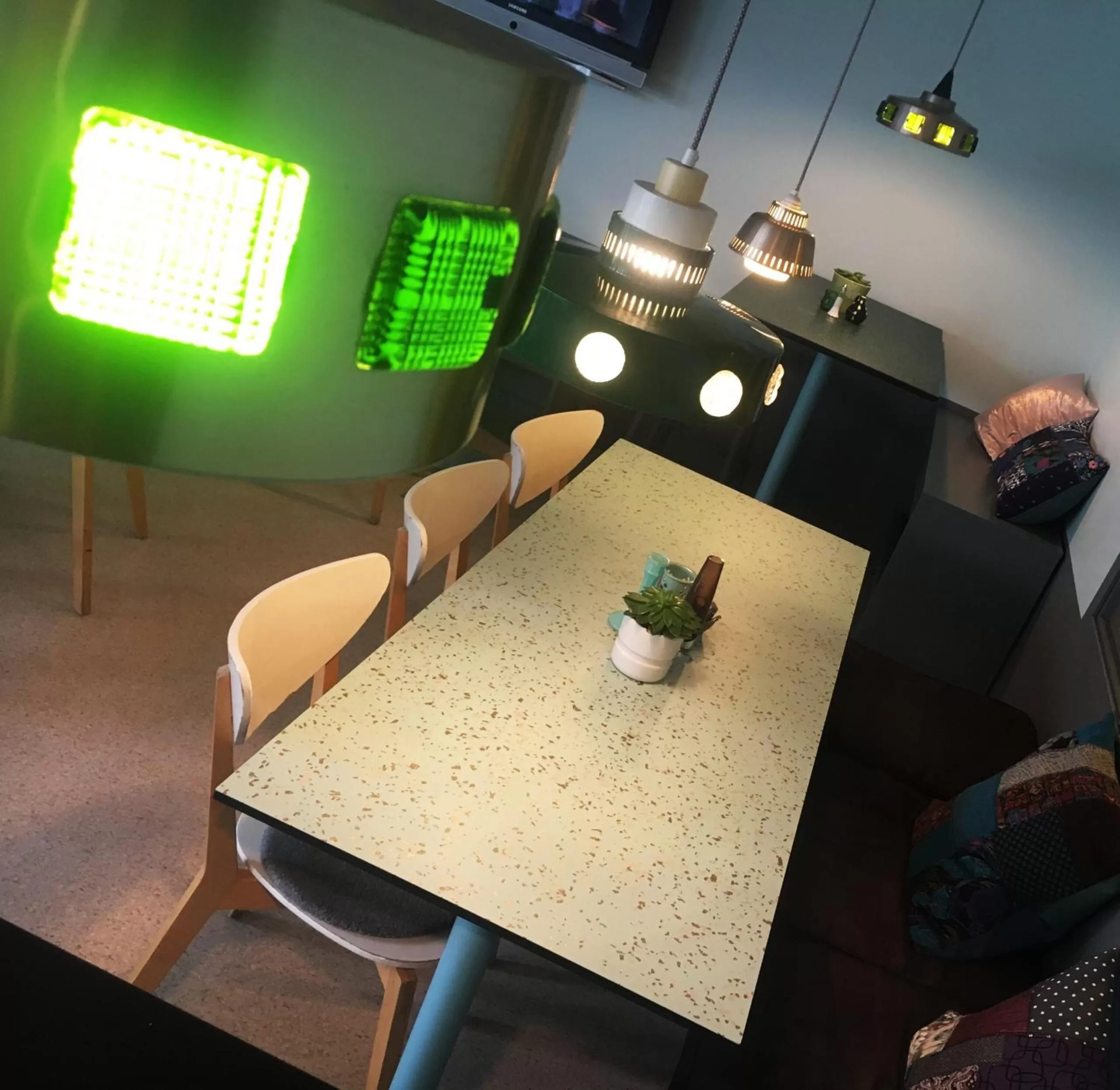 Dining area in HOTEL N Hostel Malmö City