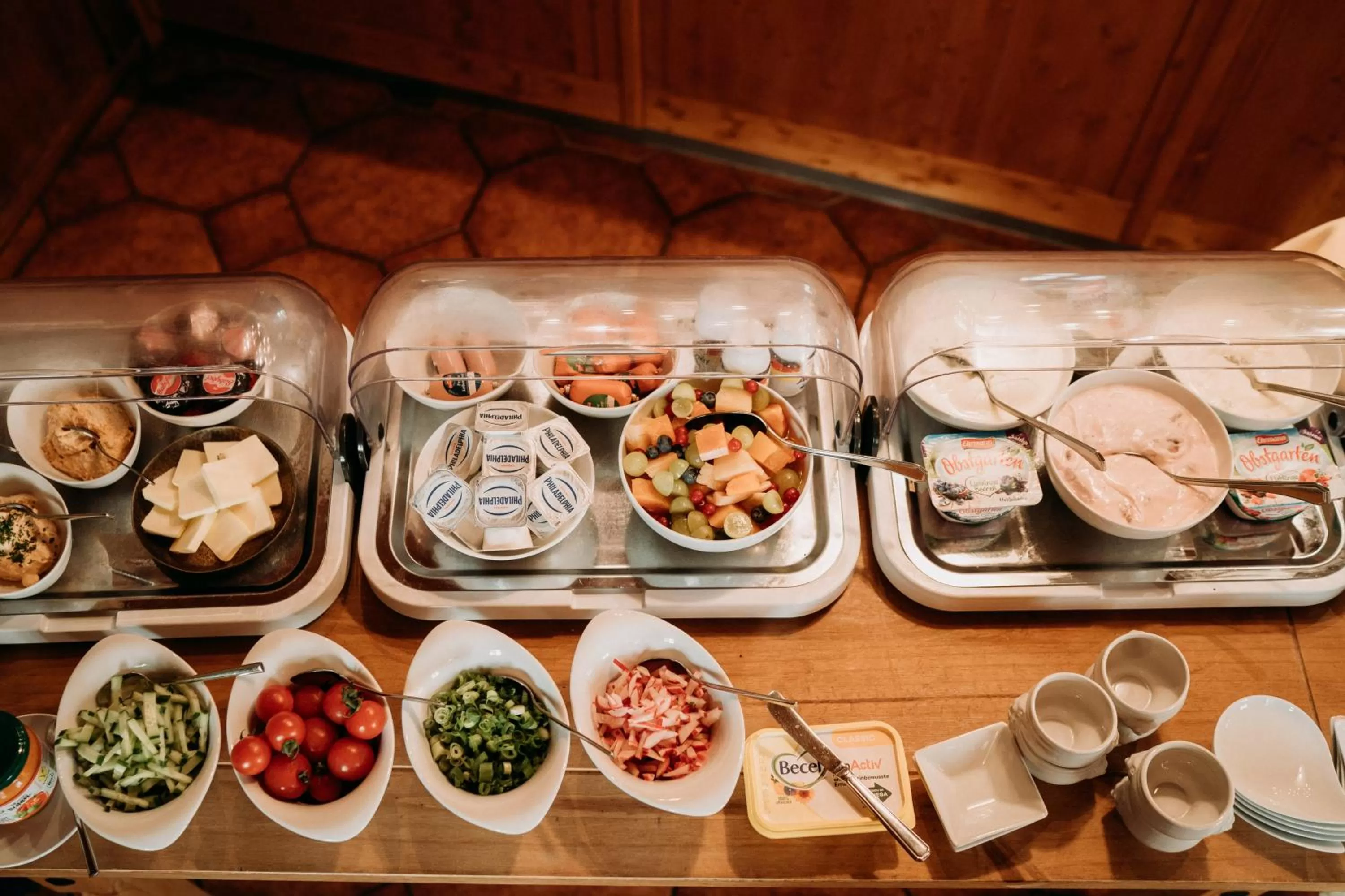 Buffet breakfast, Breakfast in Fränkischer Gasthof-Hotel zum Koppen