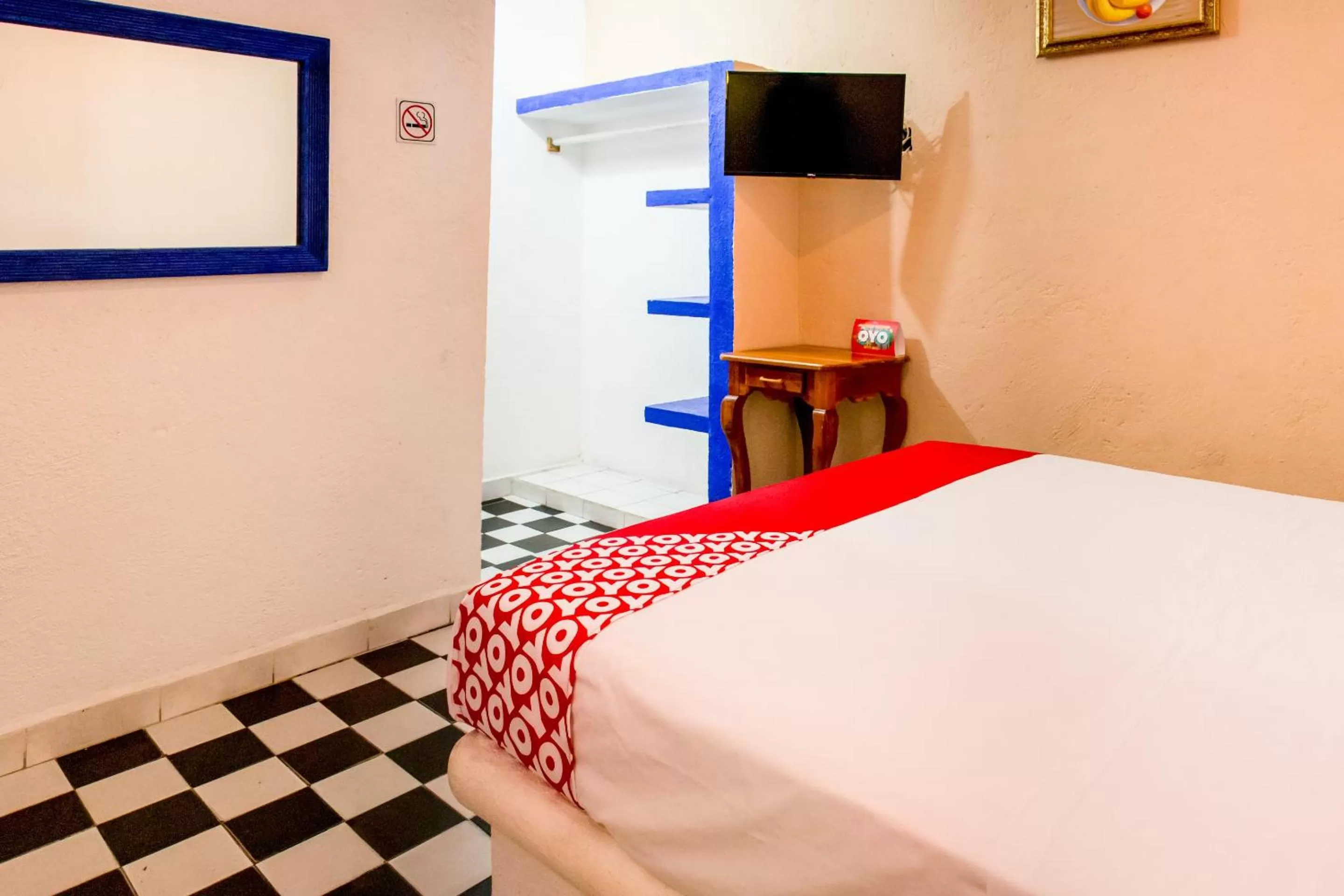 Bedroom, Bed in Hotel Isis