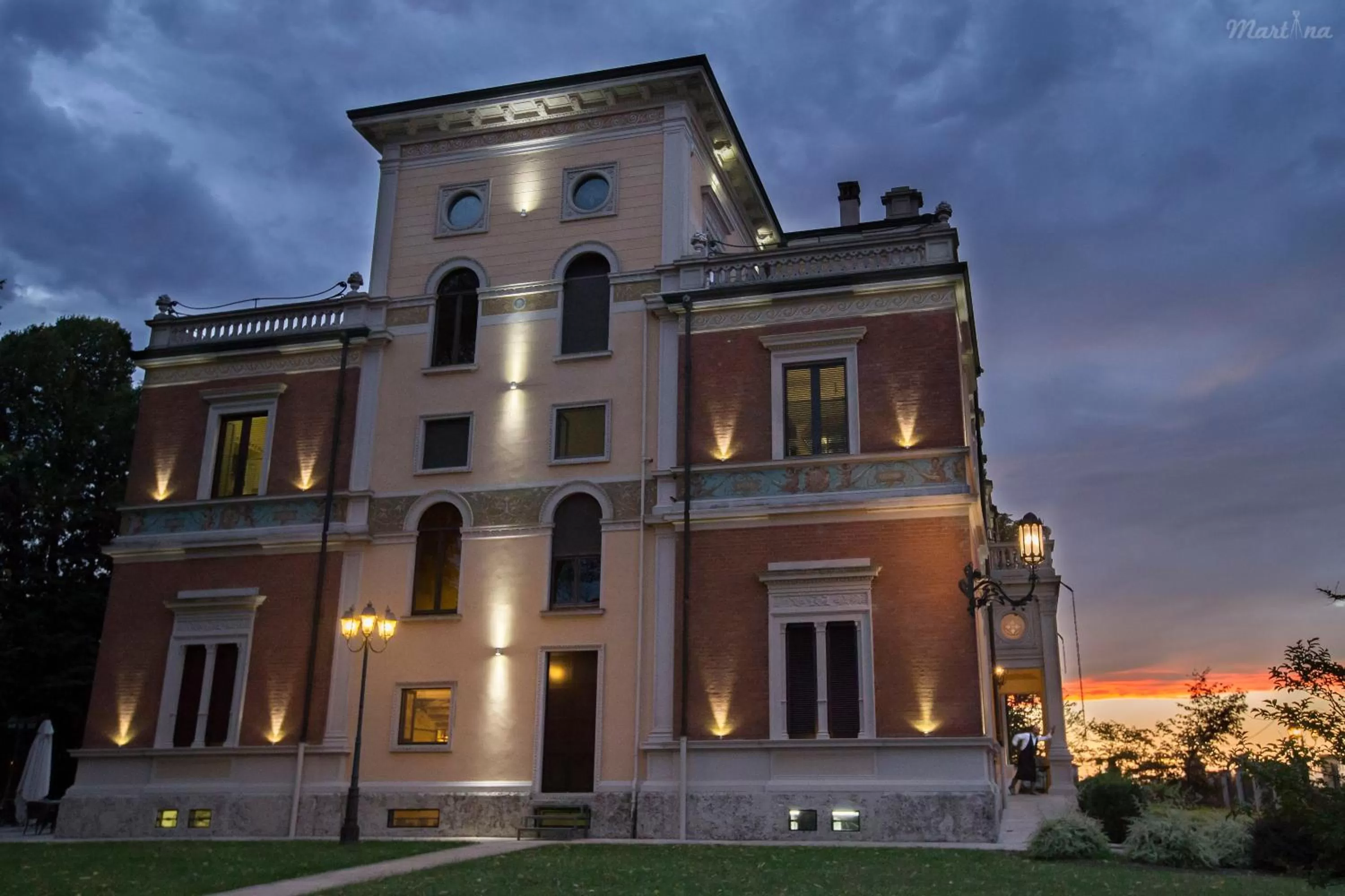 Property building in Hotel Villa Borghesi