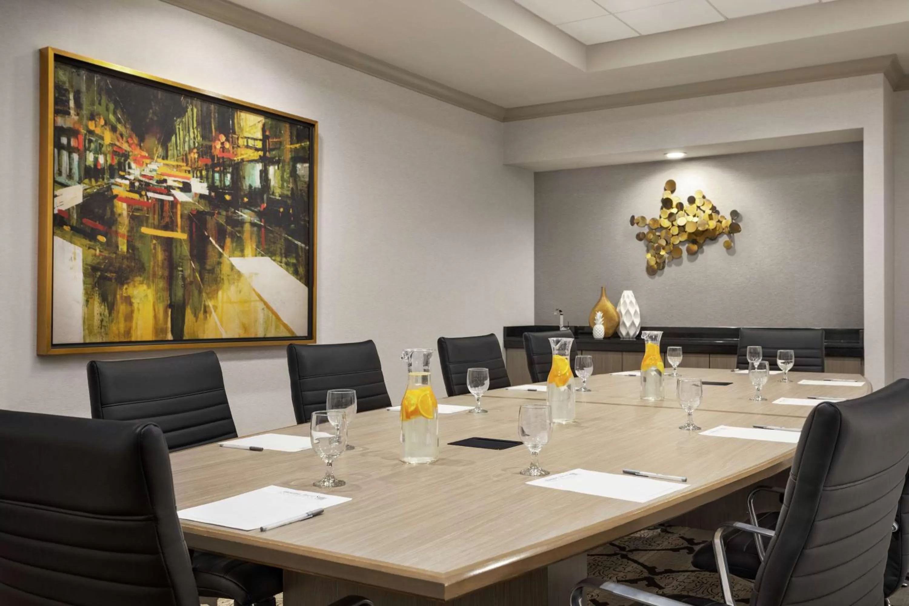 Meeting/conference room in Hampton Inn and Suites New Orleans Convention Center