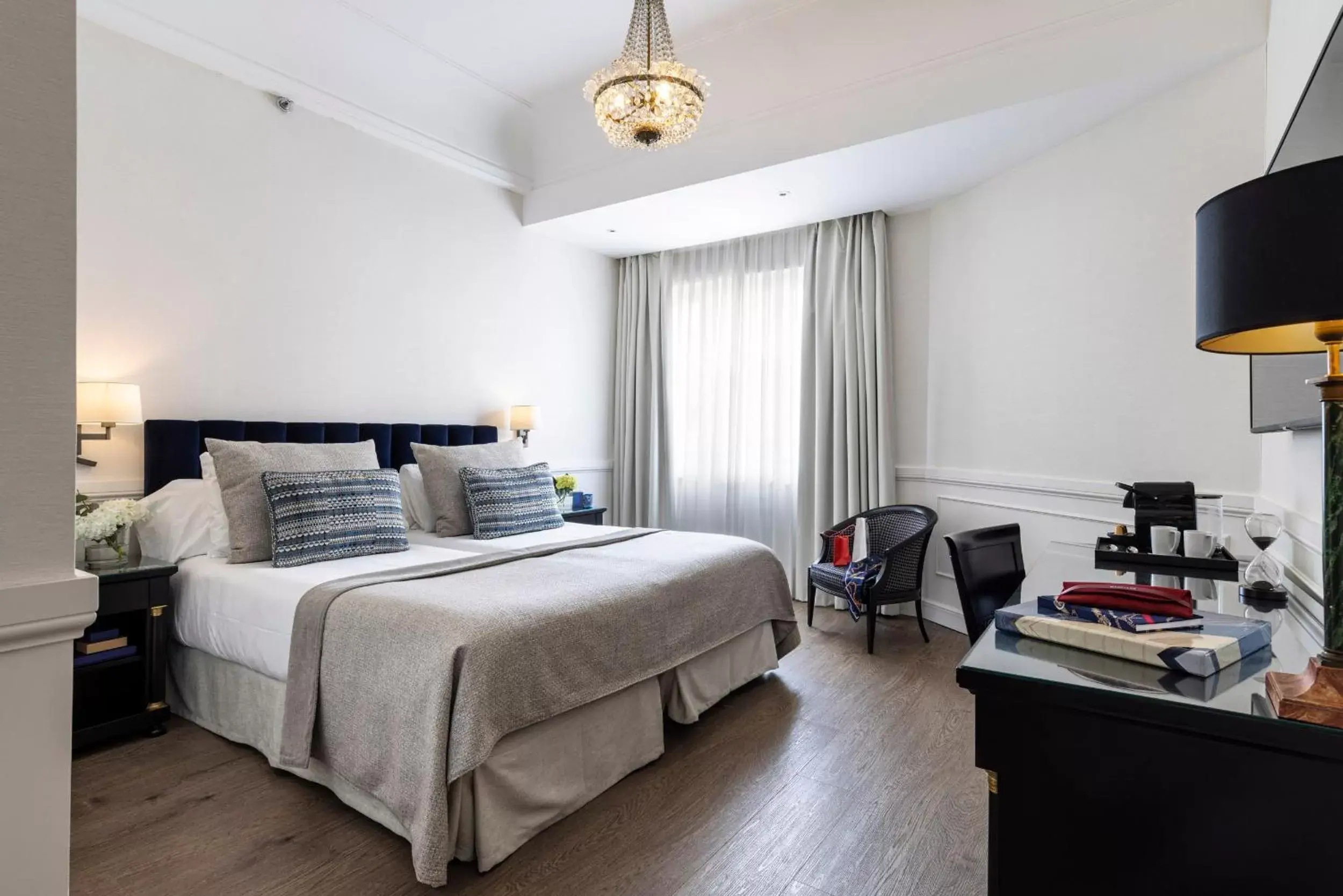 Superior Double or Twin Room in Emperador Superior Double or Twin Room in Emperador