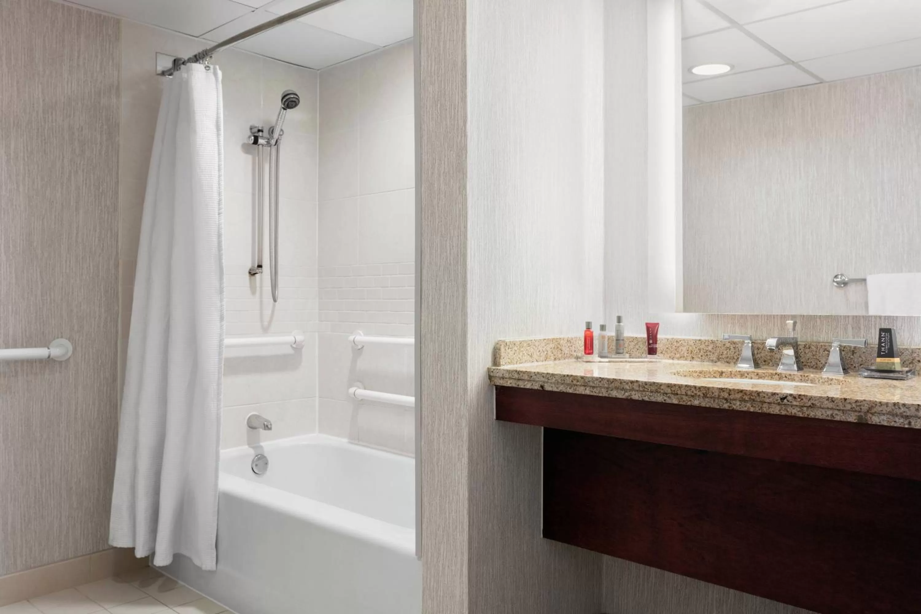 Bathroom in New Orleans Marriott