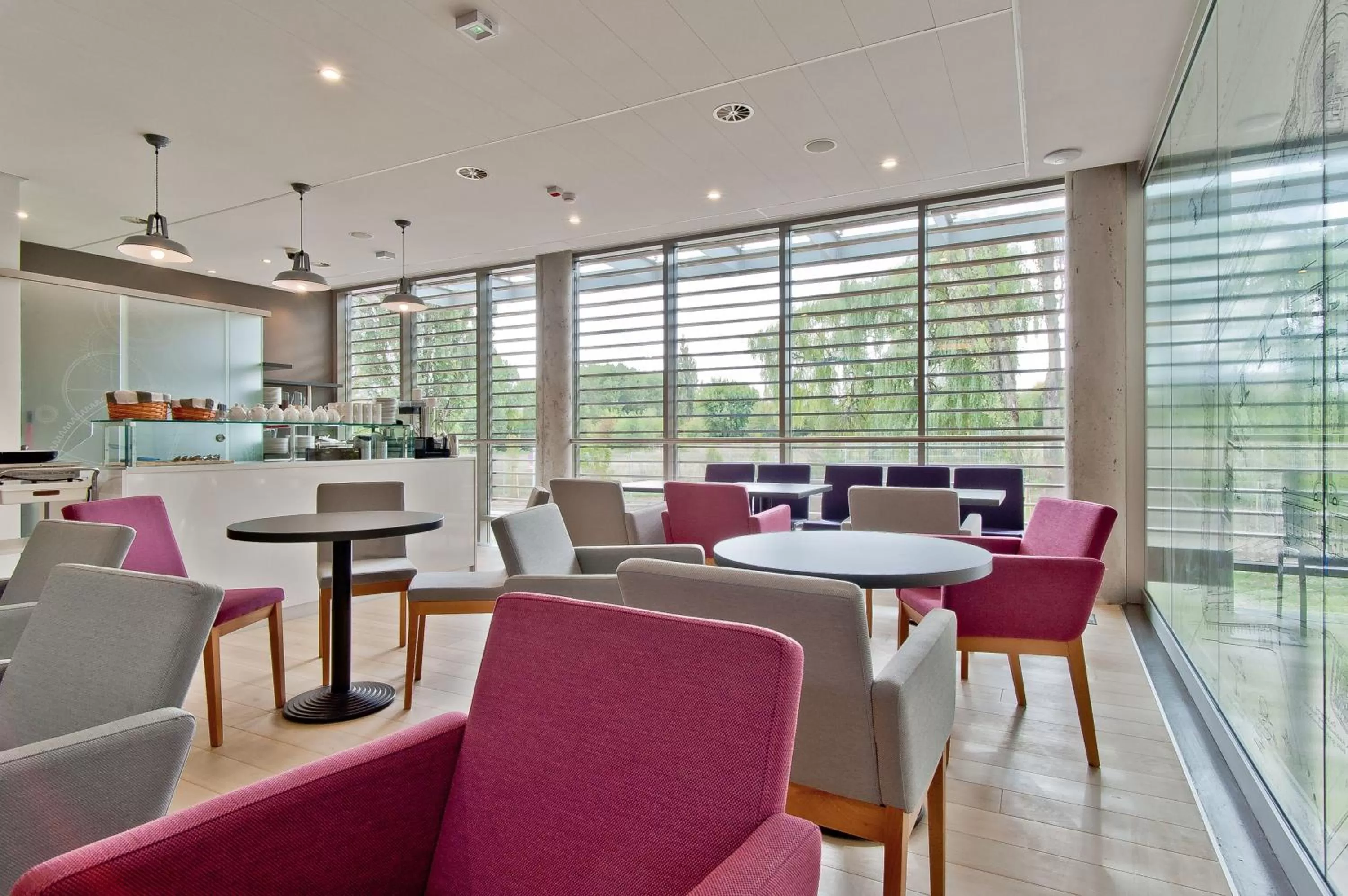 Restaurant/places to eat in Hotel Forza