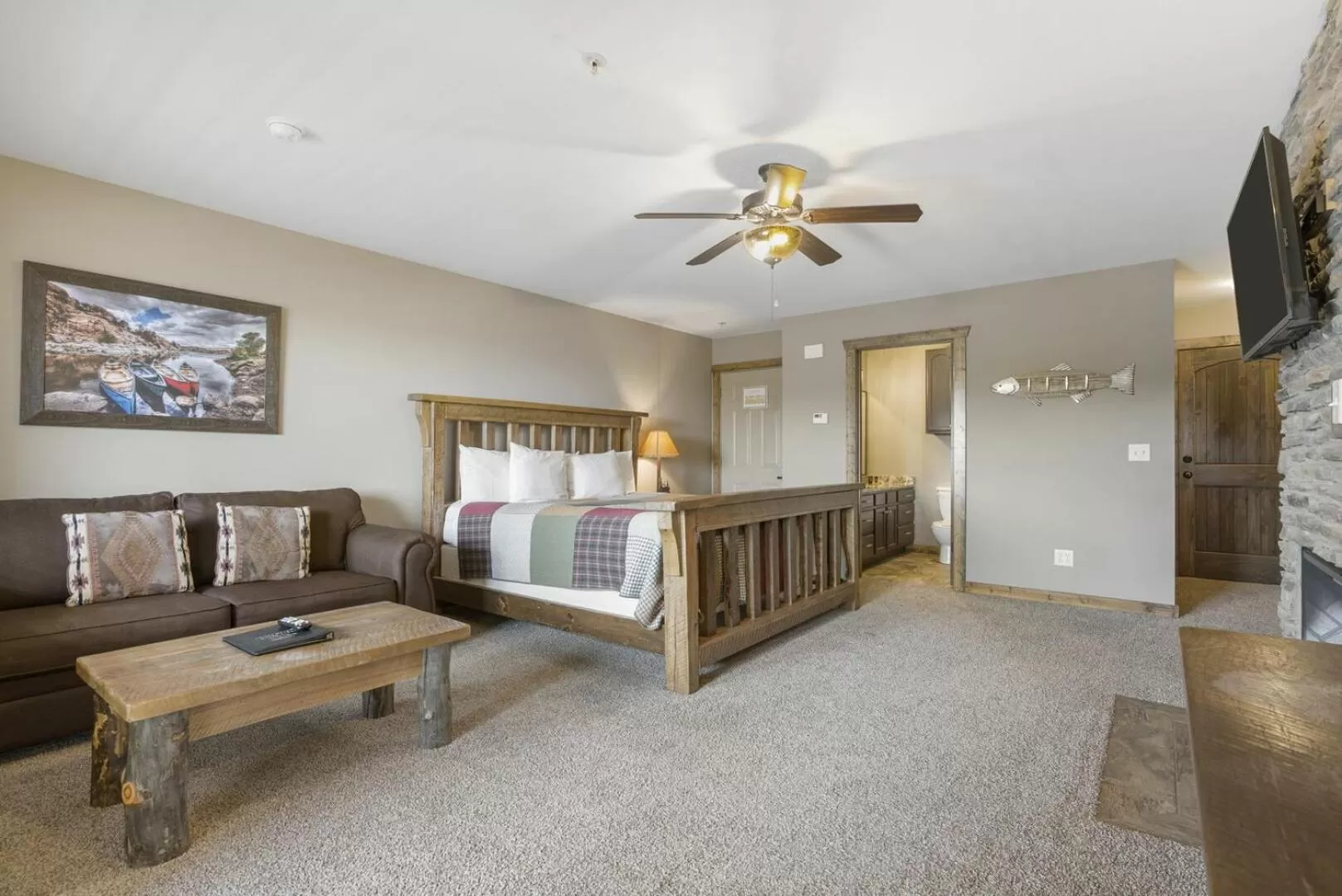 Bed in Table Rock Resorts at Indian Point