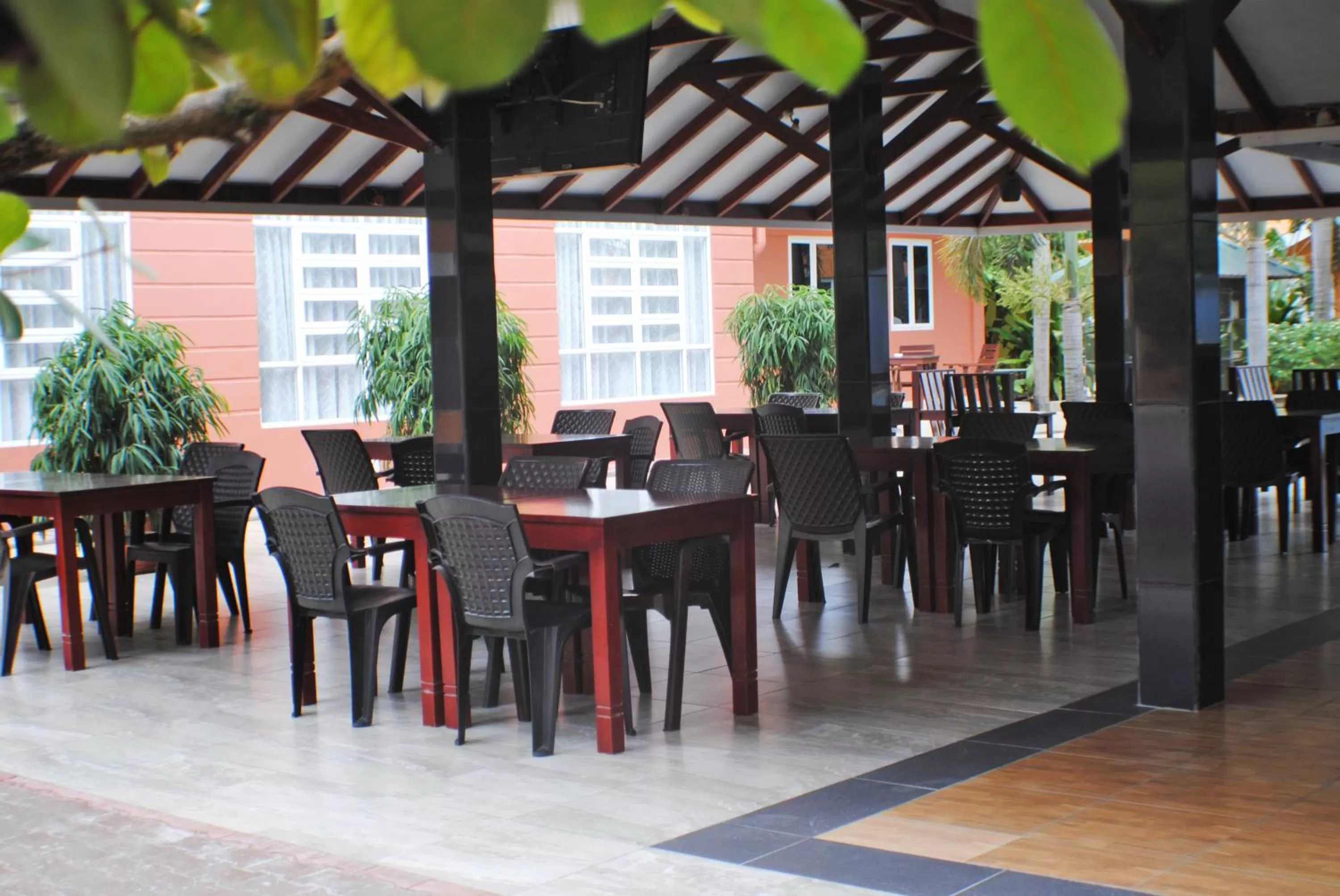 Restaurant/Places to Eat in Joah Inn Appartementen