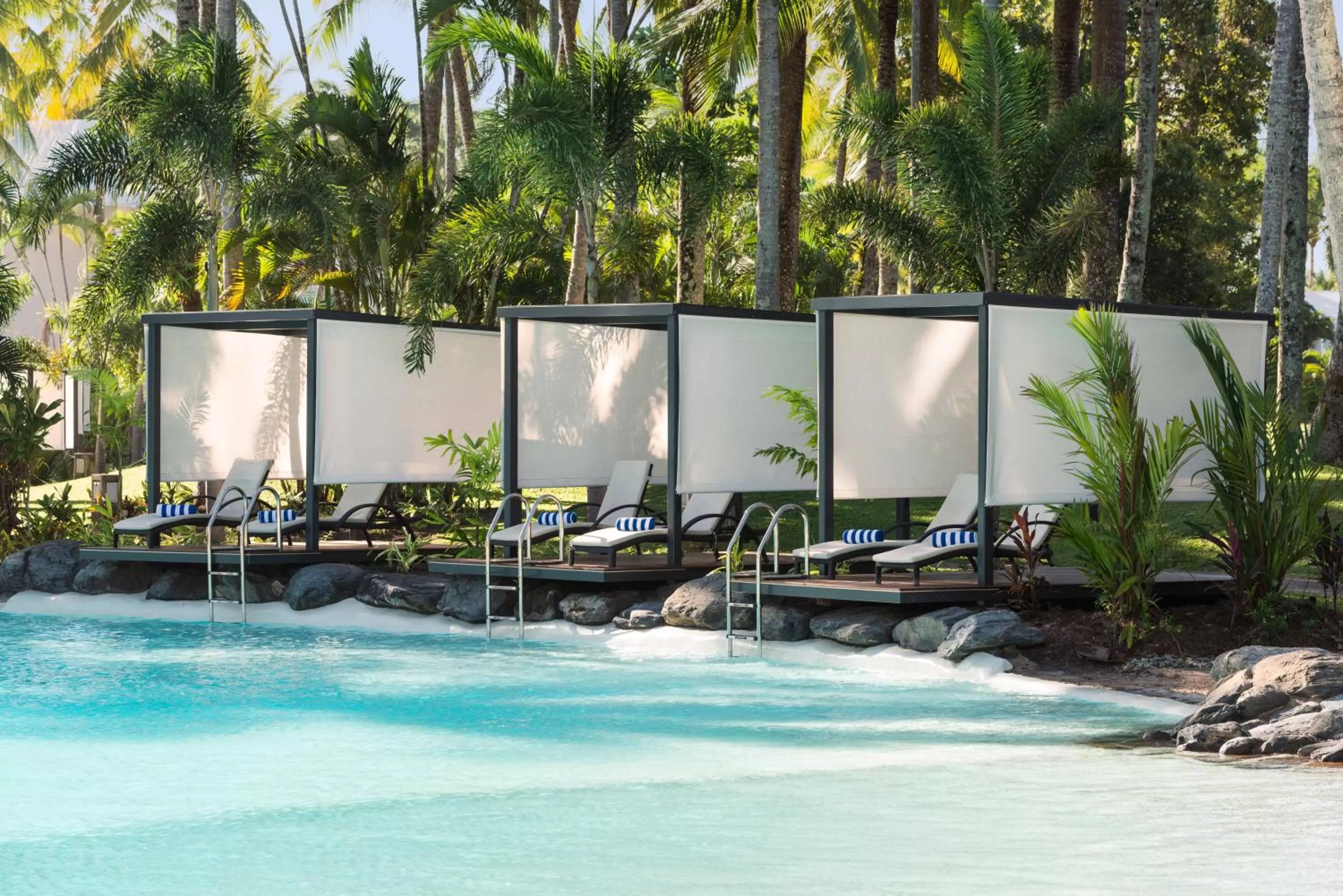 Swimming pool in Sheraton Grand Mirage Resort, Port Douglas
