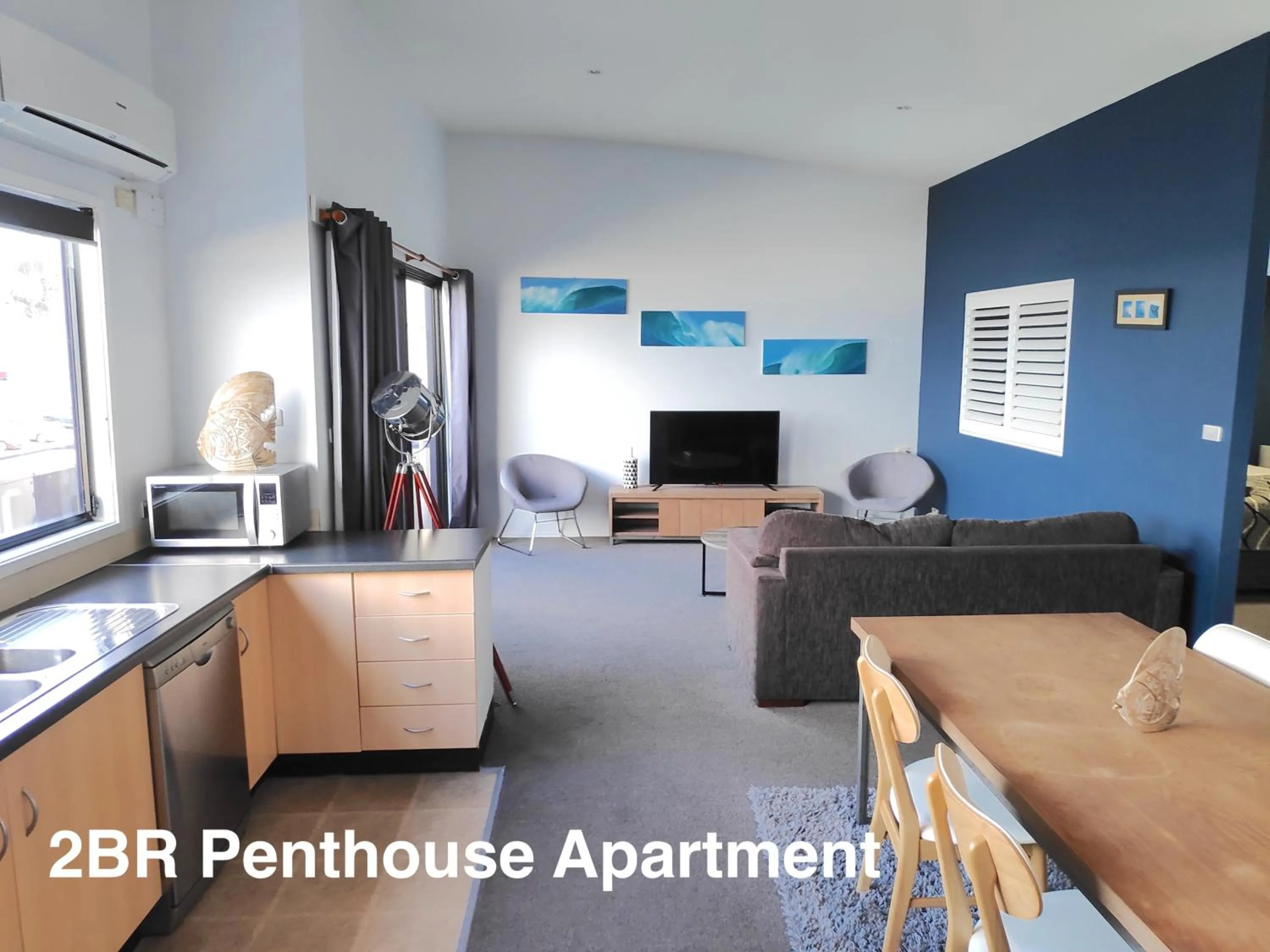 Beach House Mollymook