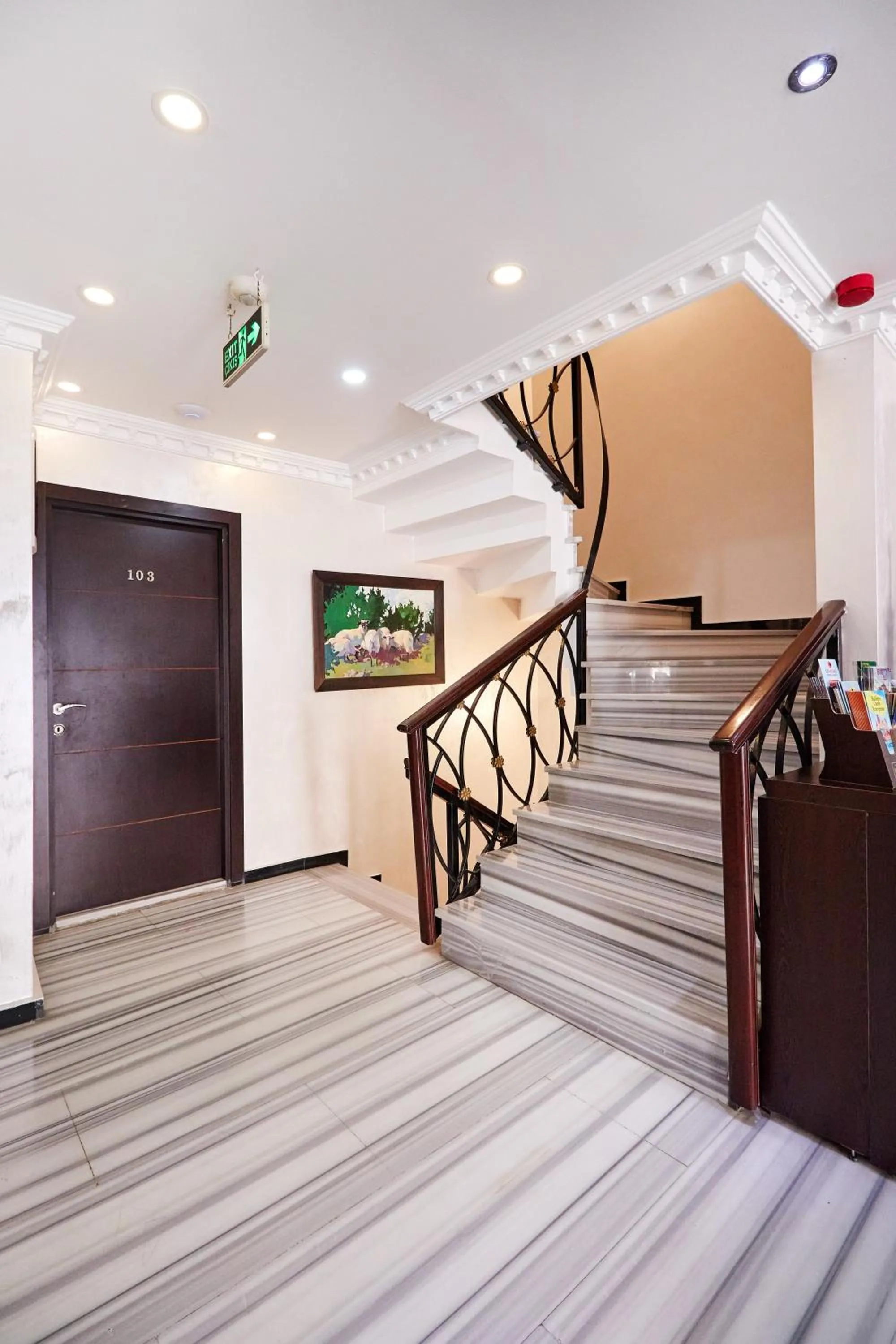 Lobby or reception in Kumru Hotel