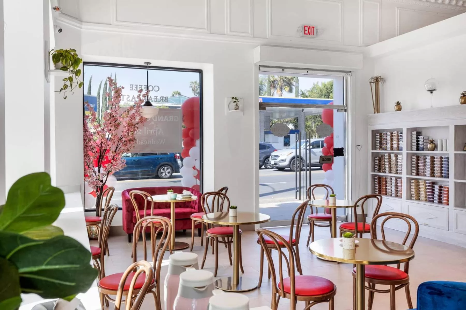 Restaurant/places to eat in Hollywood Historic Hotel