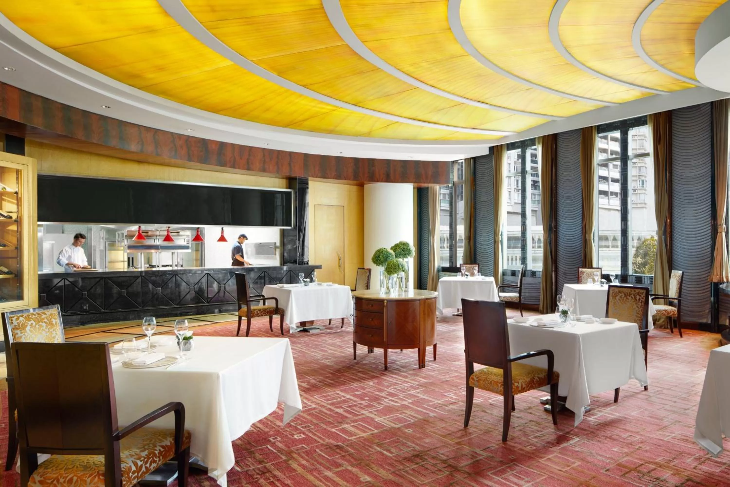 Restaurant/places to eat in The Ritz-Carlton, Guangzhou