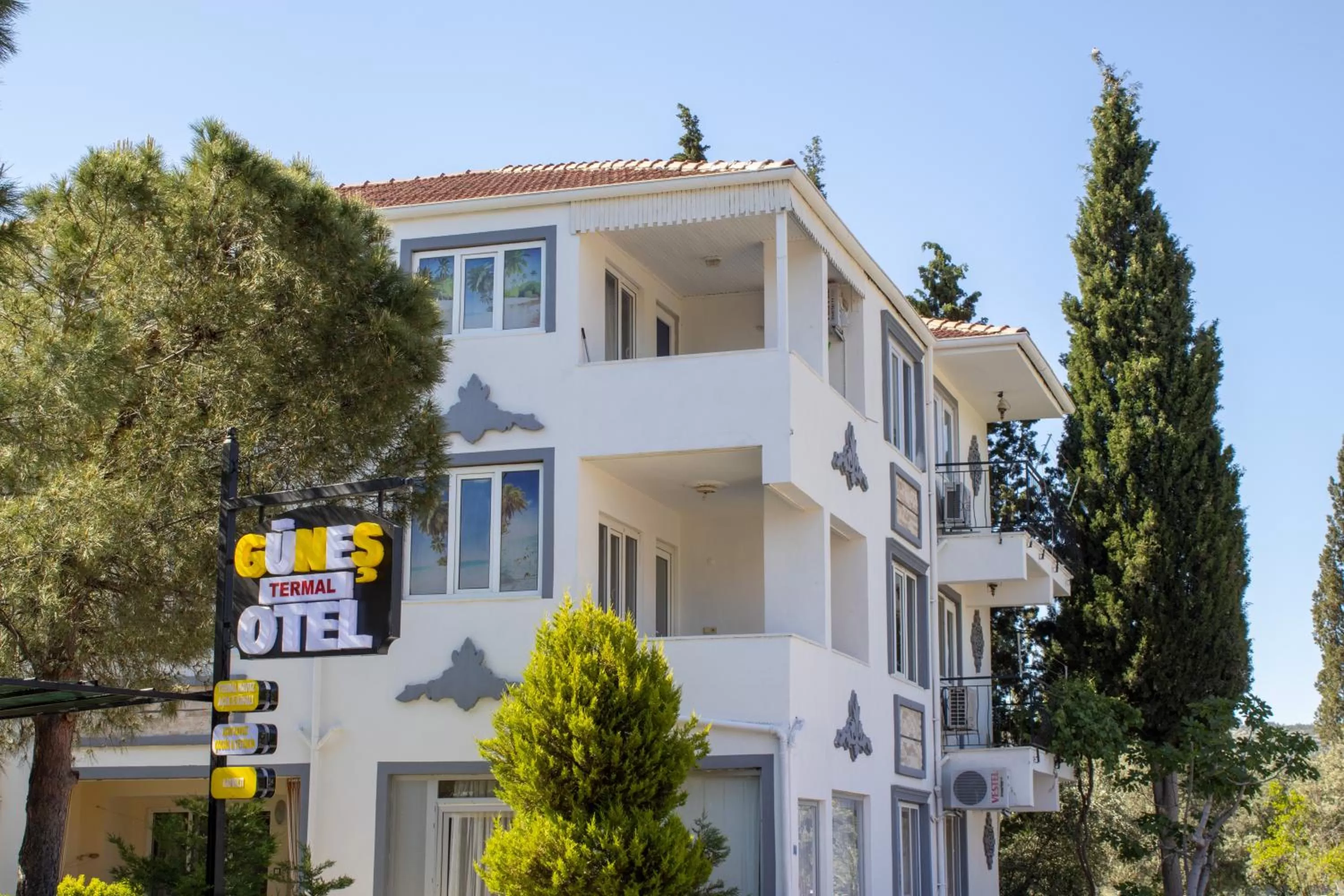 Property Building in GÜNEŞ APART OTEL